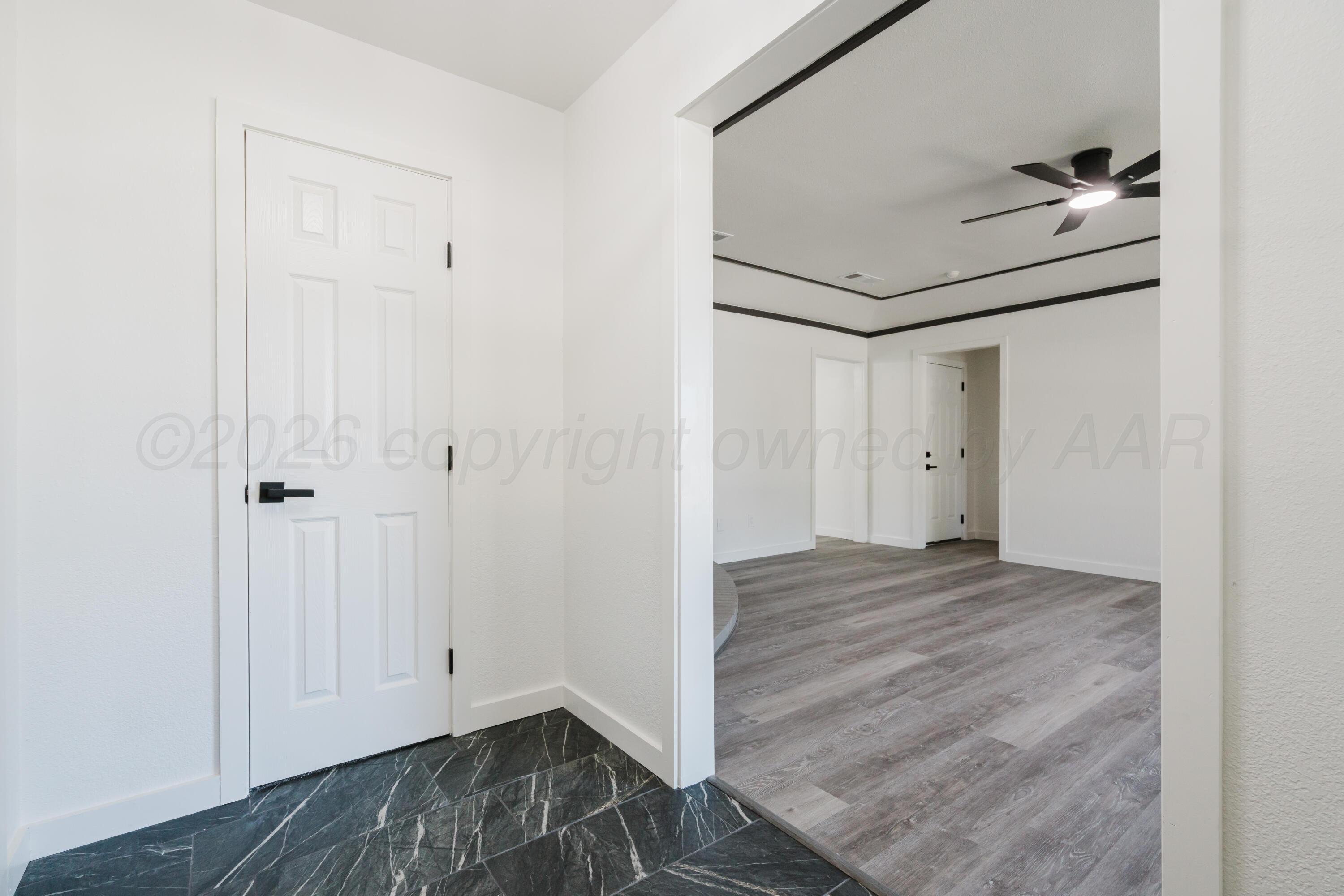 7505 Dreyfuss Drive Property Photo 7