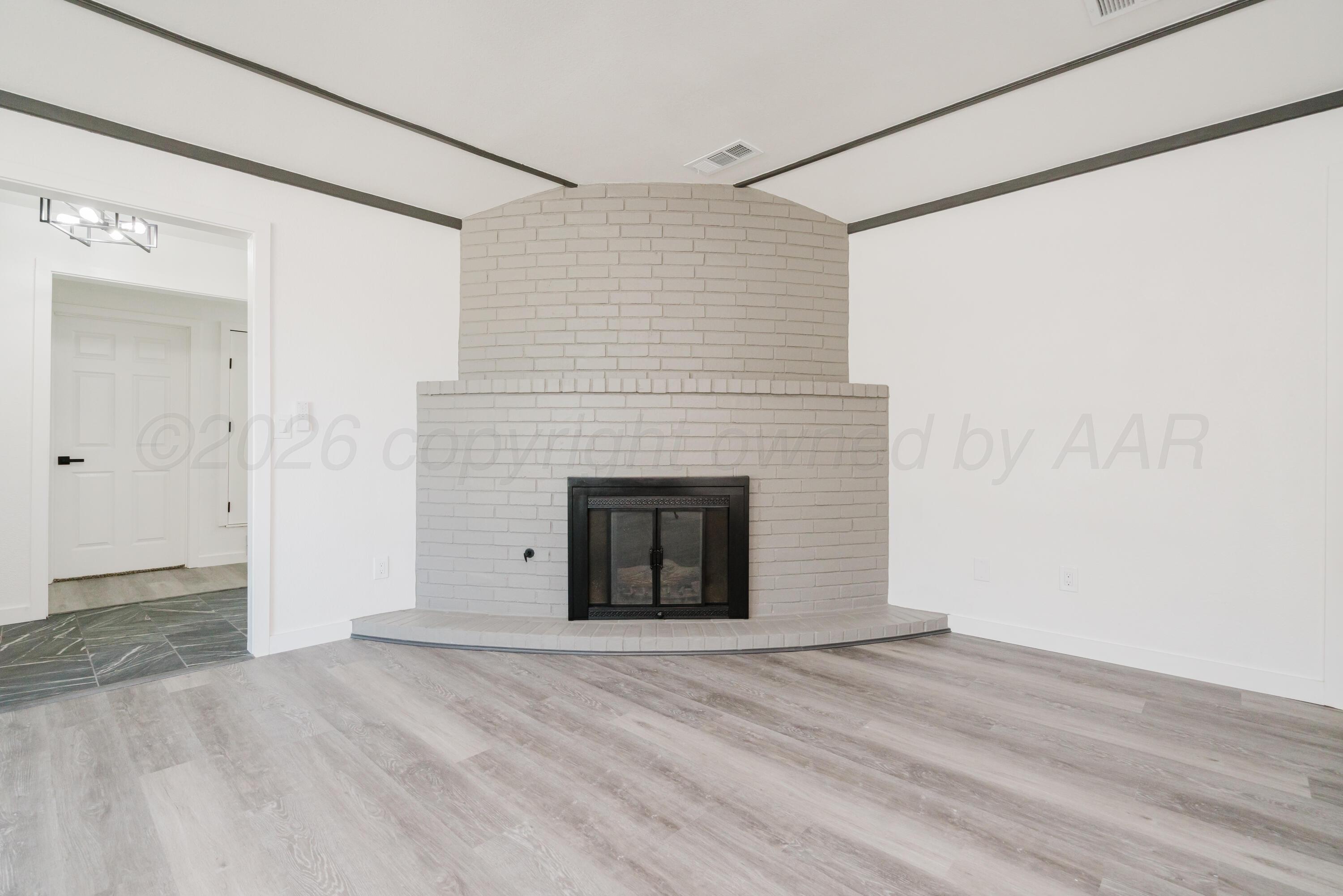 7505 Dreyfuss Drive Property Photo 11