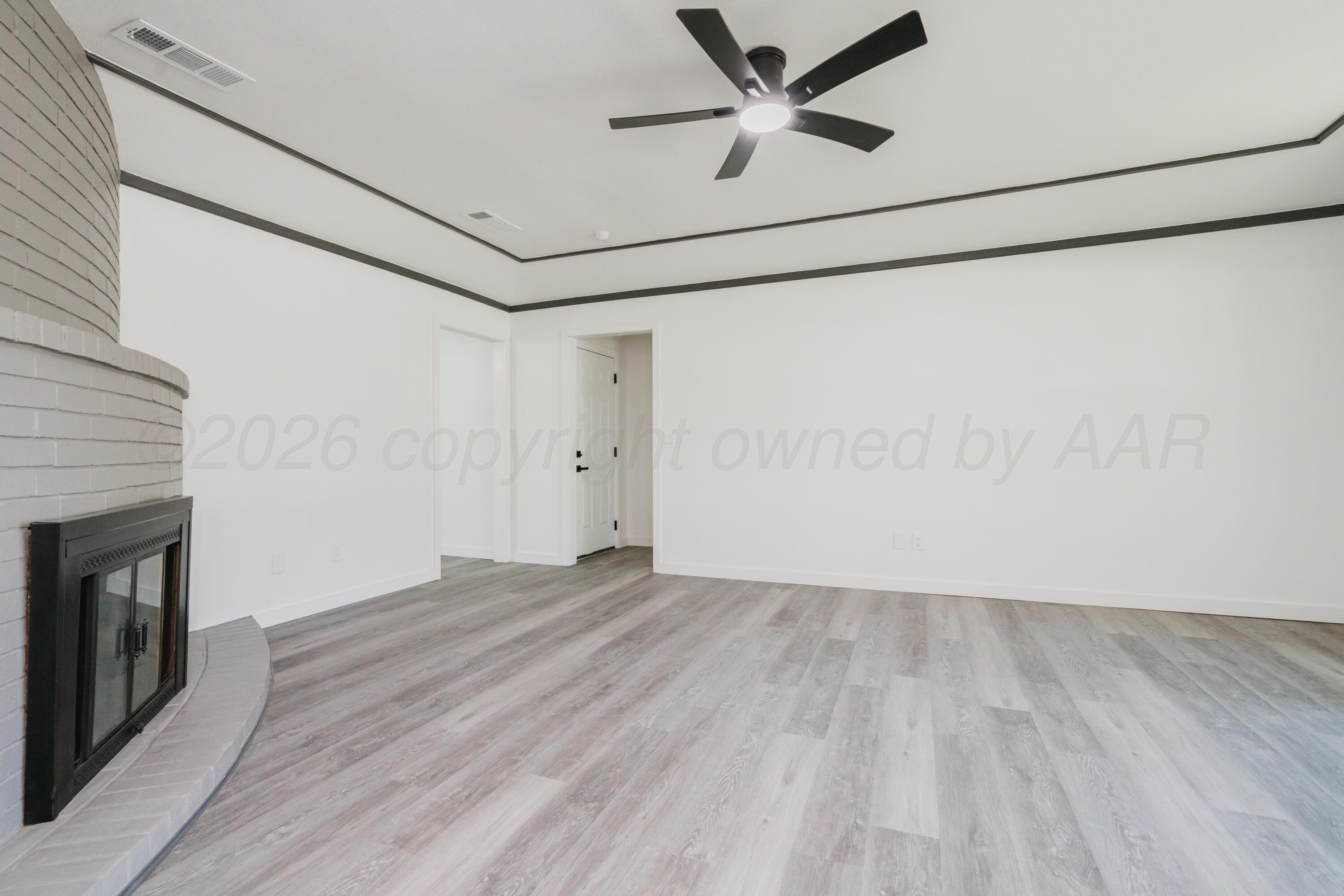 7505 Dreyfuss Drive Property Photo 13