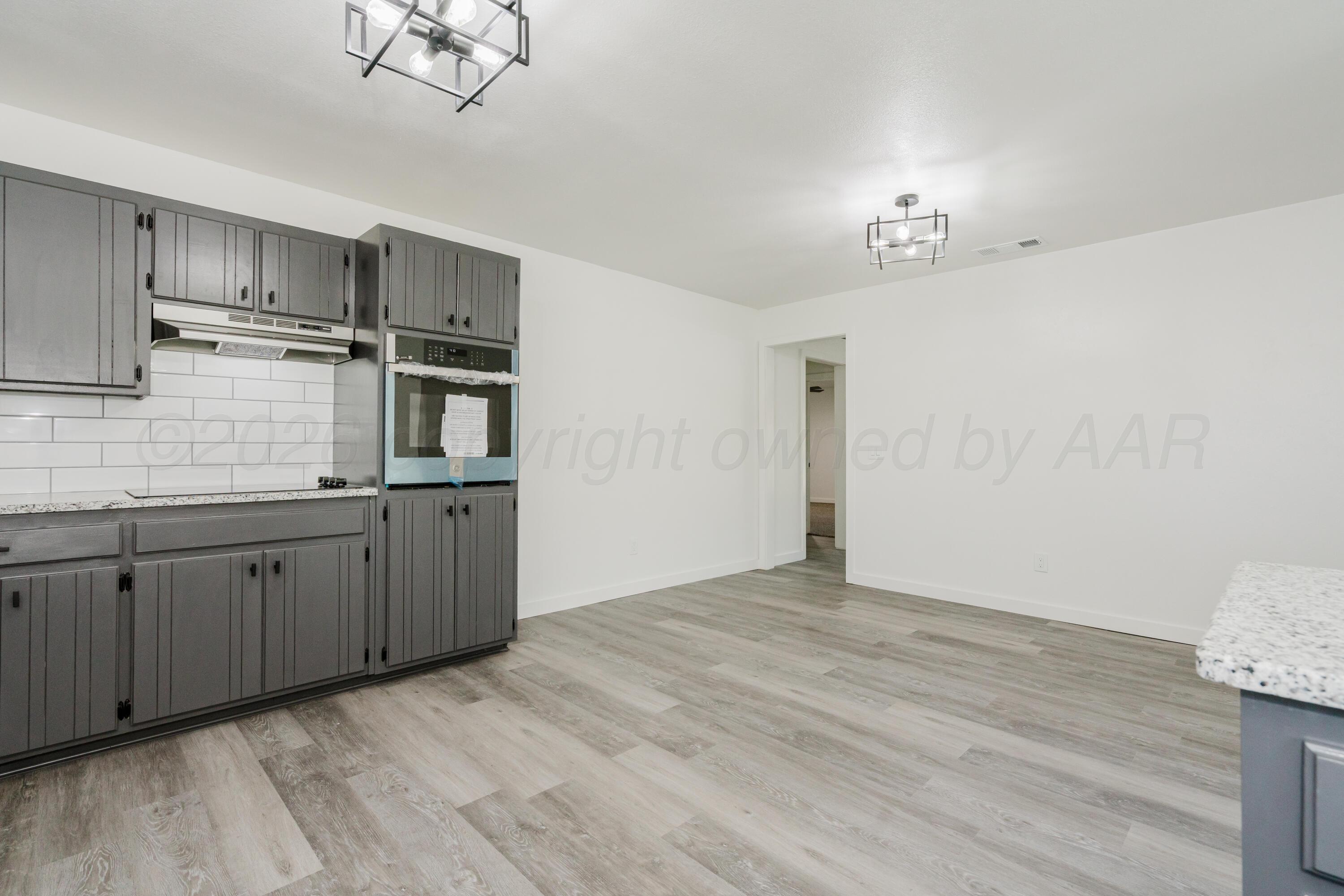 7505 Dreyfuss Drive Property Photo 22