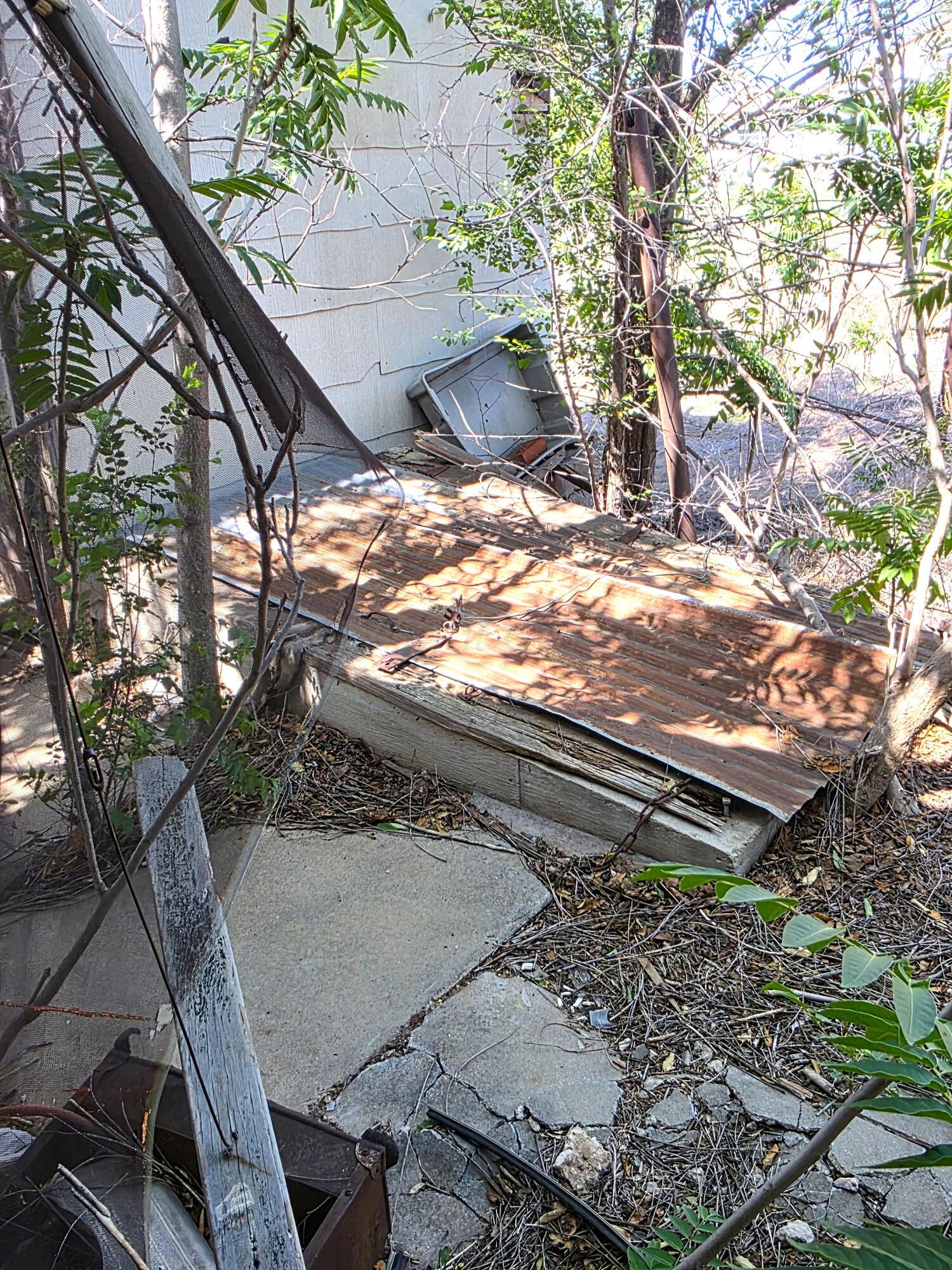 1030 S Clark Street Property Photo 10