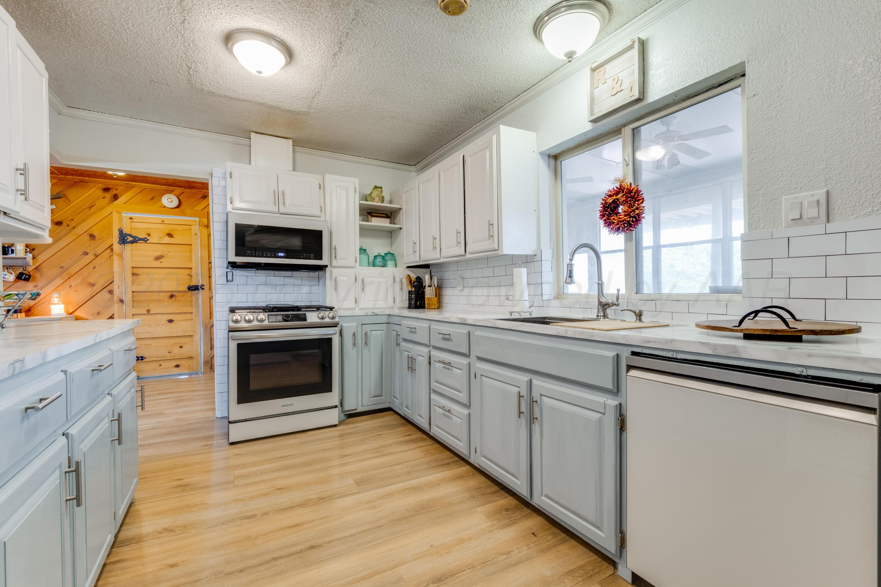 6020 Us-87 Property Photo 9