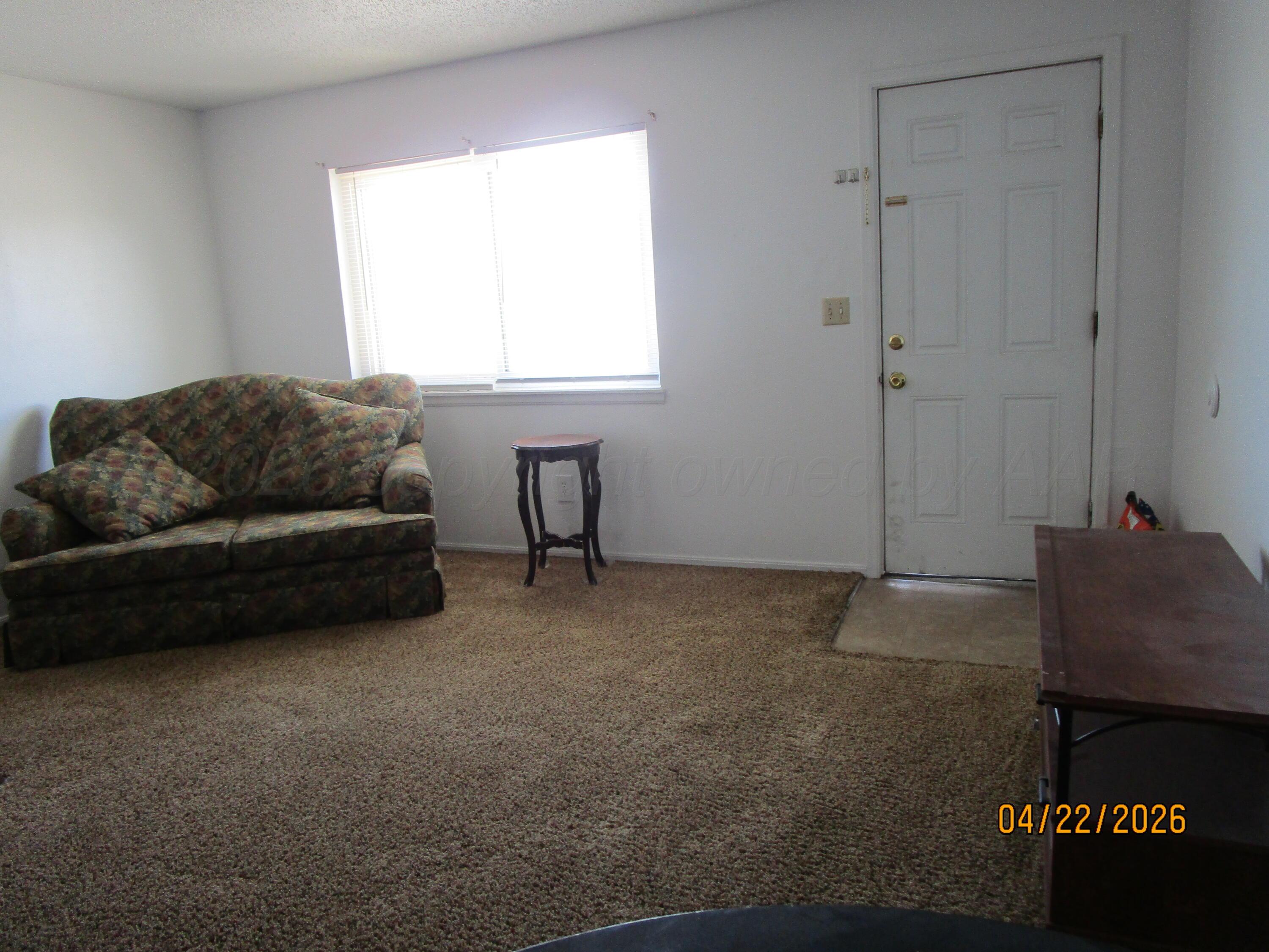 714 Deahl Street Property Photo 2