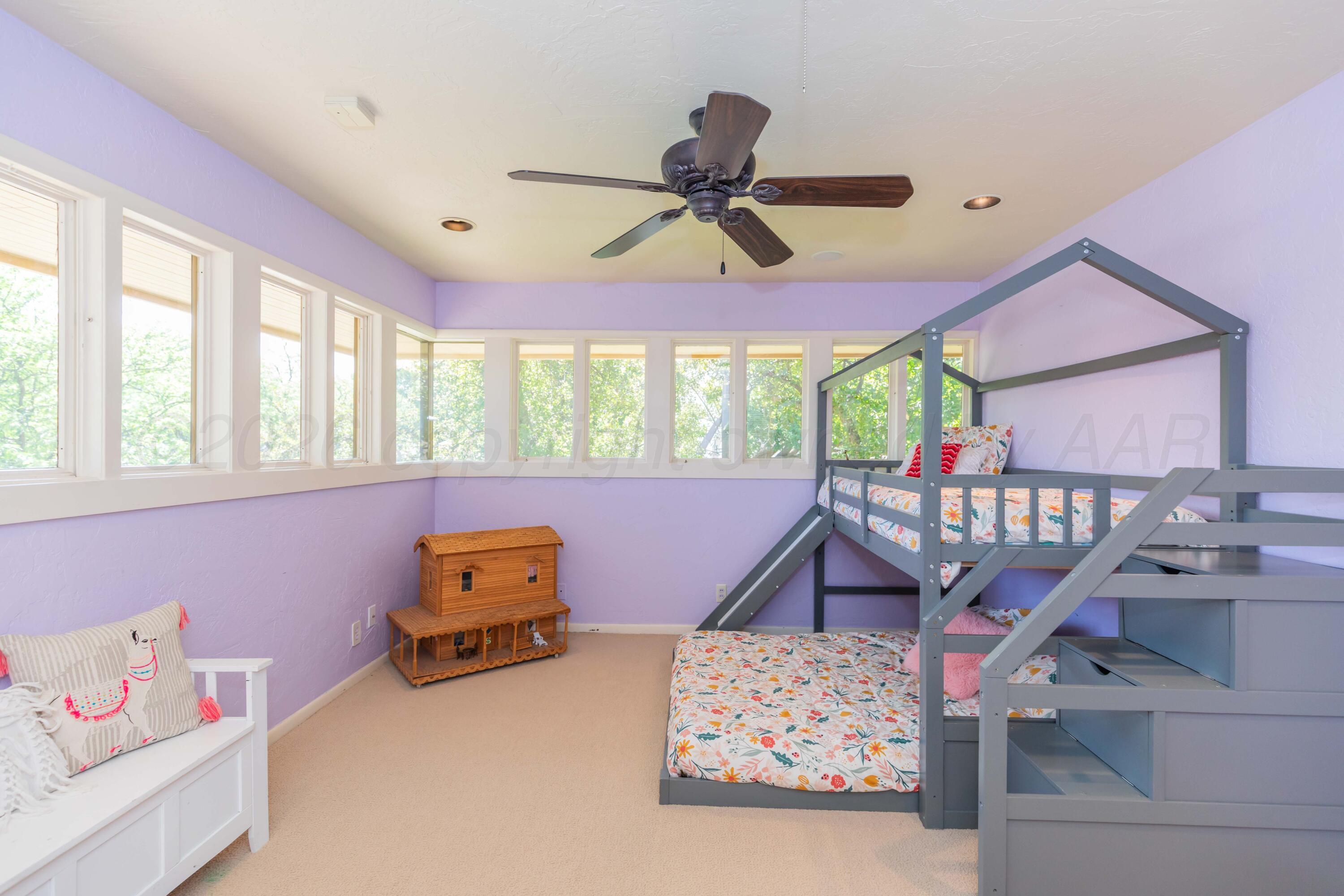 2612 Henning Street Property Photo 43