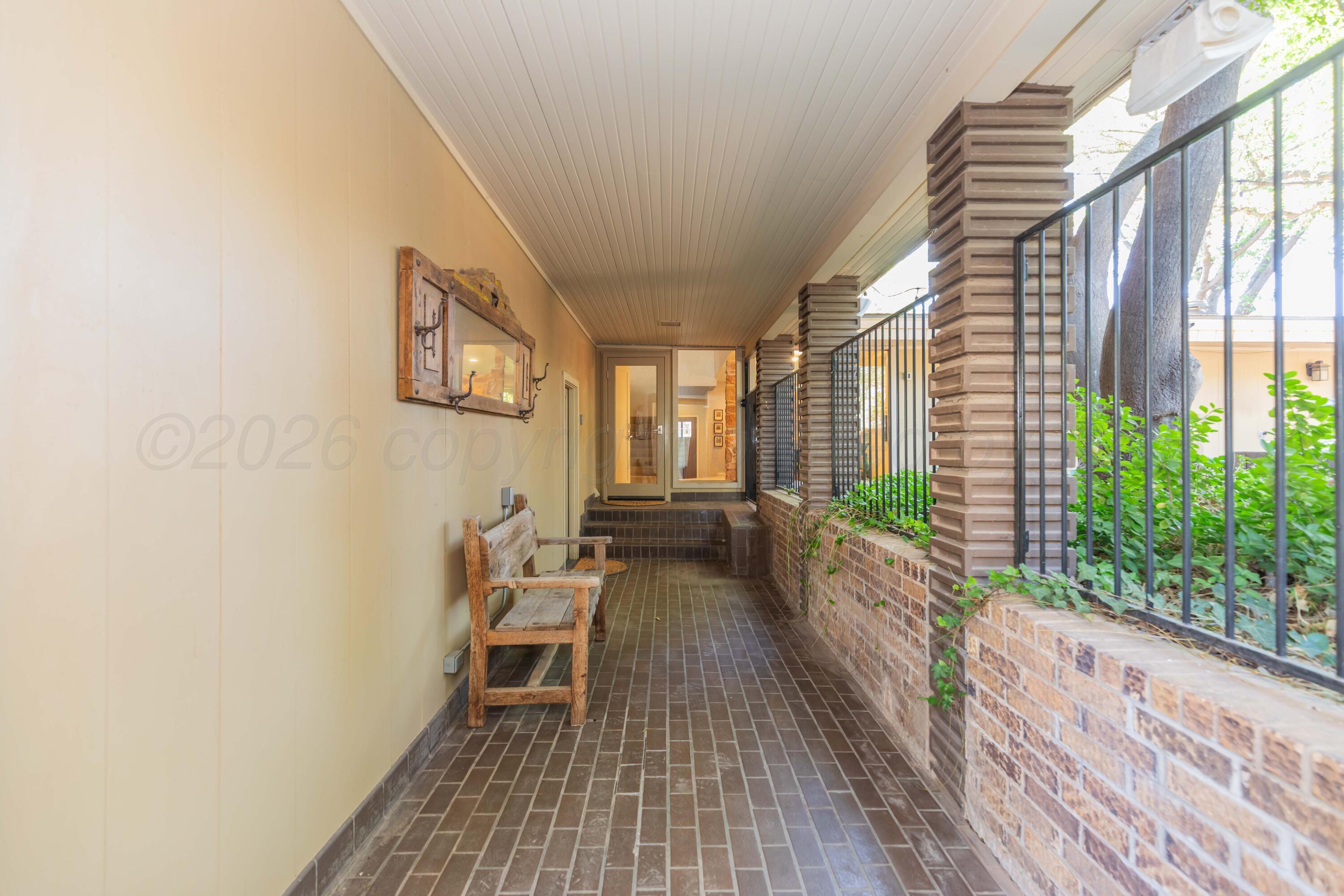 2612 Henning Street Property Photo 76