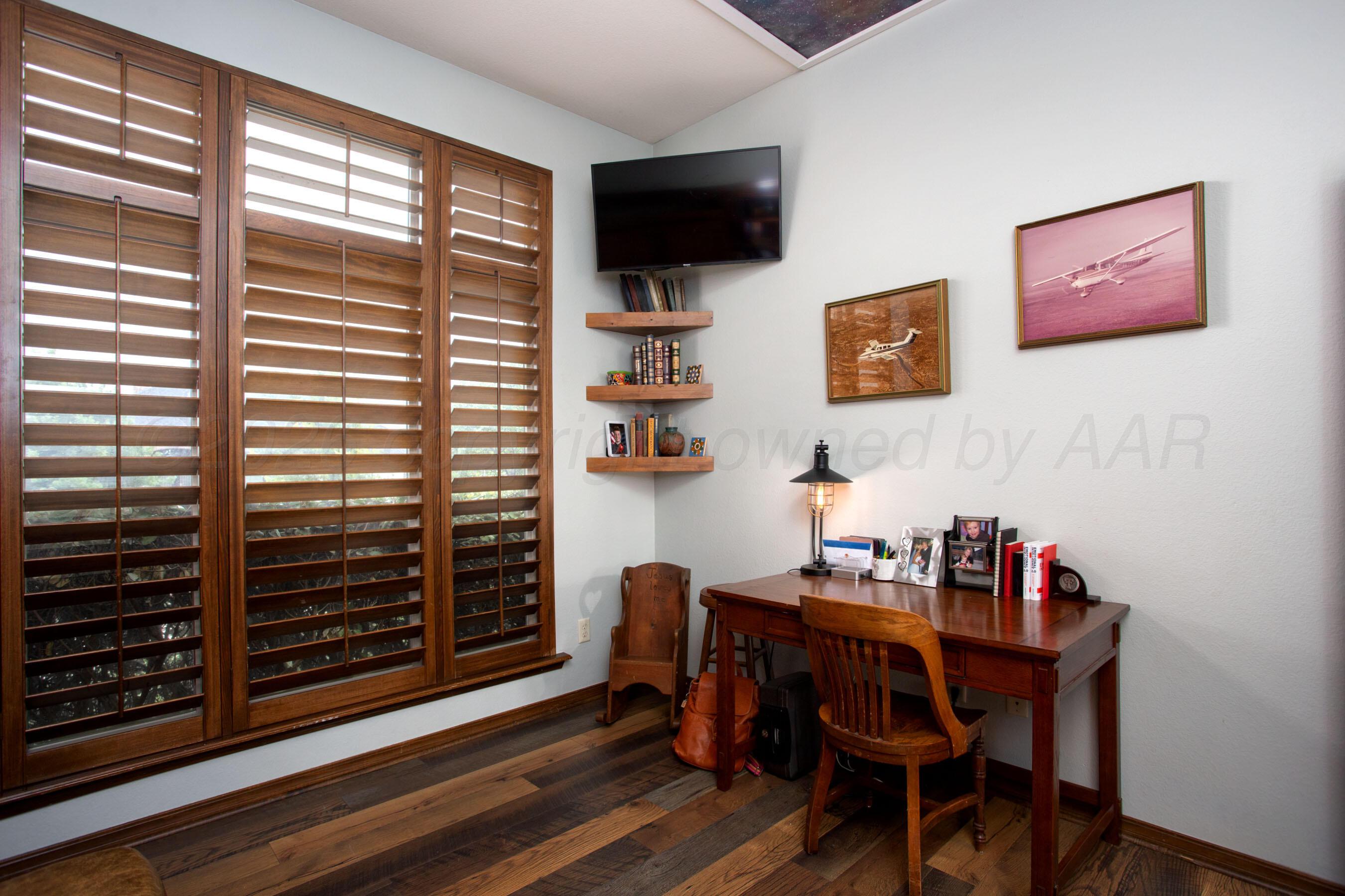1 Stoneway Court Property Photo 30
