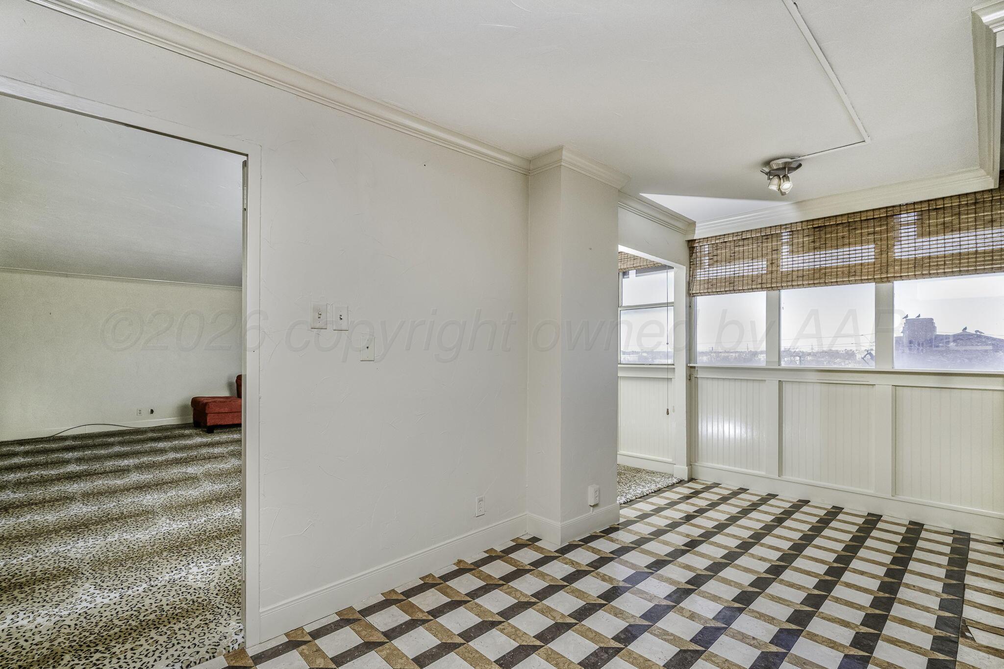 2028 S Austin #401 Street Property Photo 8