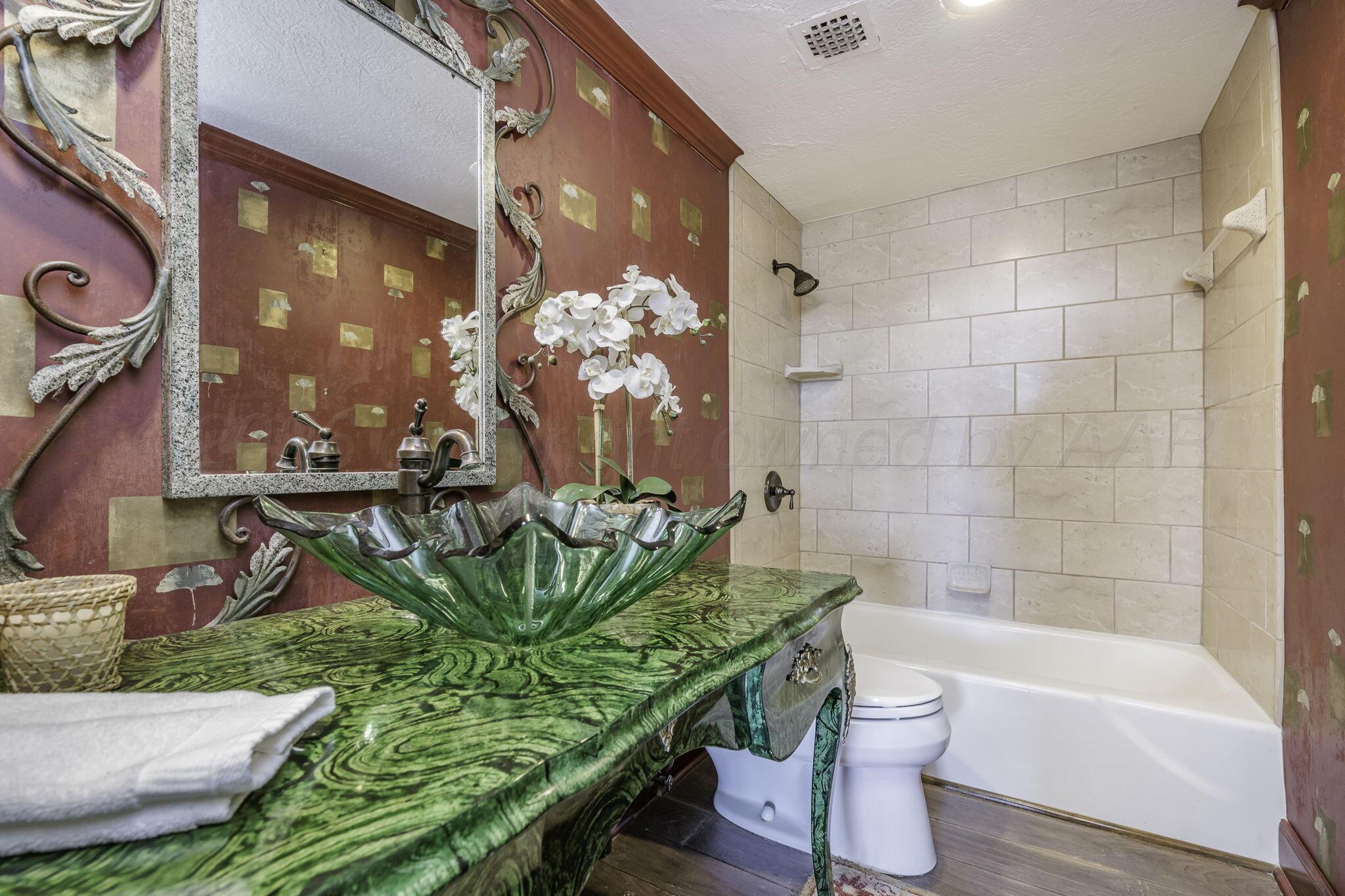 2028 S Austin #401 Street Property Photo 13