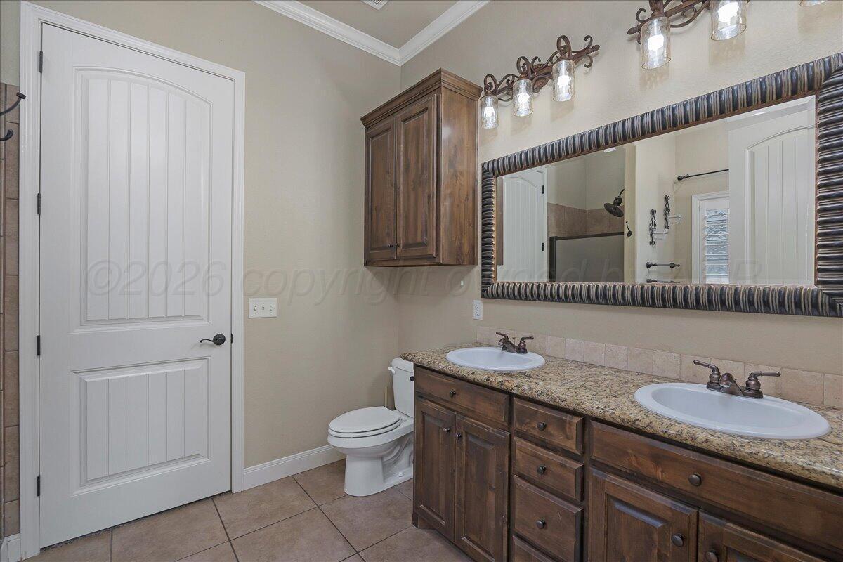 7403 New England Parkway Property Photo 12