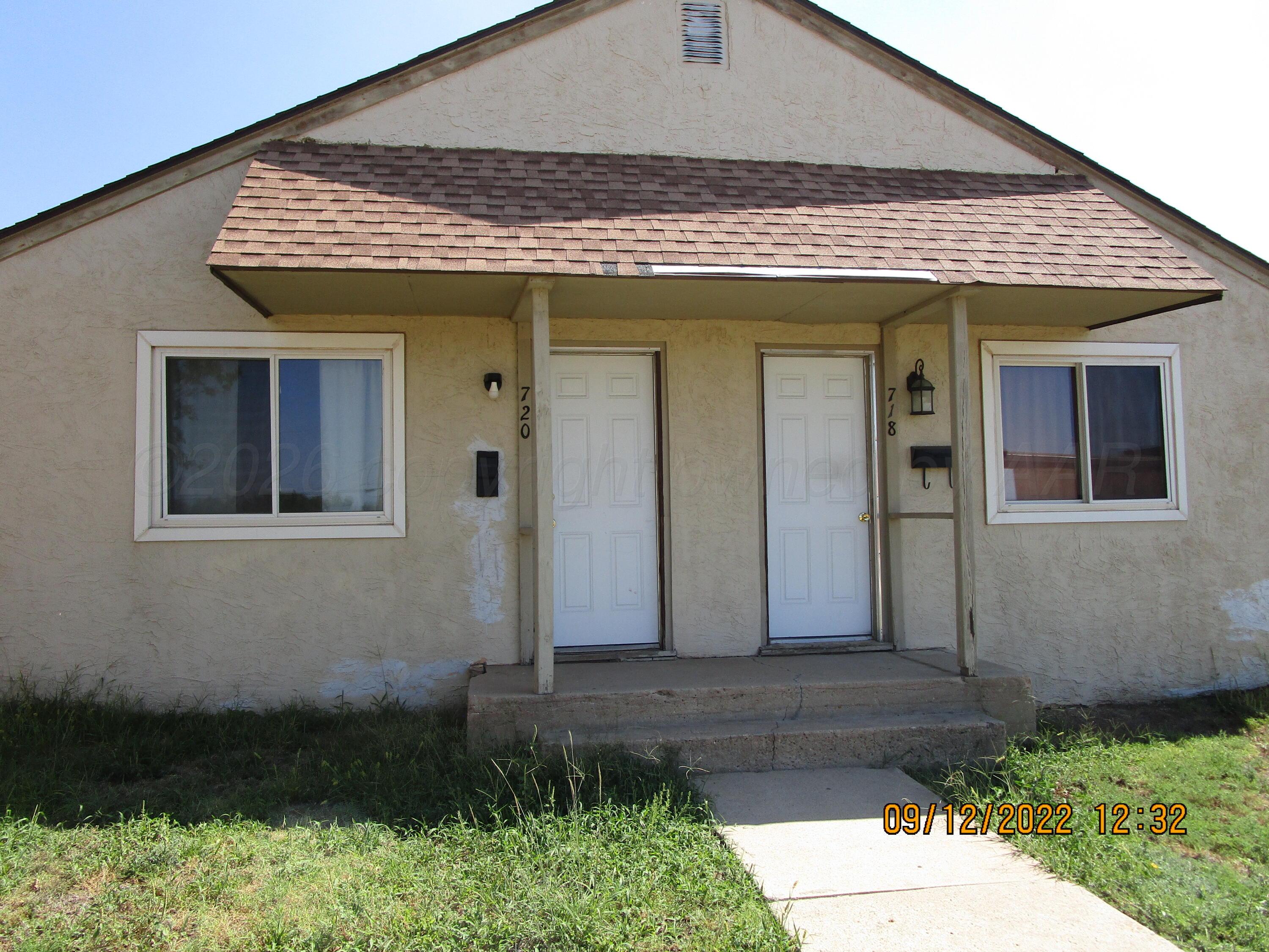 720 Deahl Street Property Photo 1