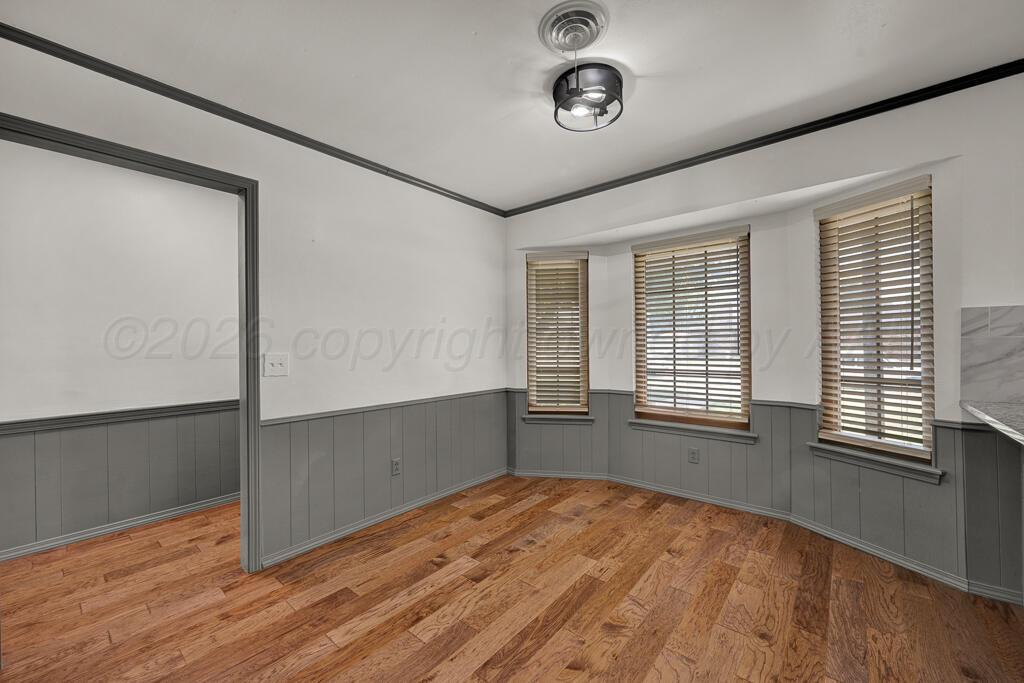 7732 Canode Drive Property Photo 9