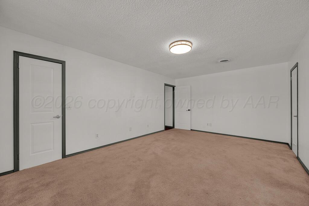 7732 Canode Drive Property Photo 12