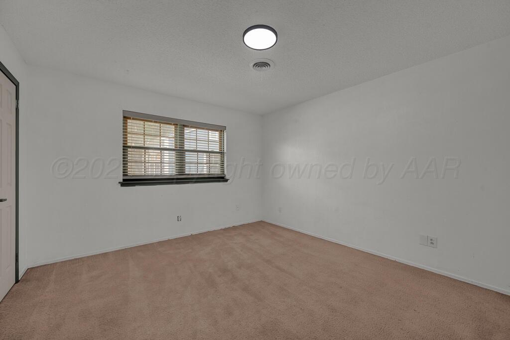 7732 Canode Drive Property Photo 19
