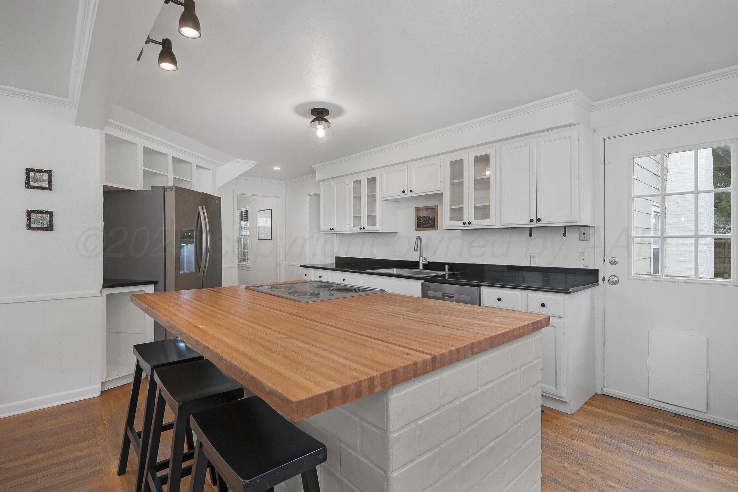 2102 S Hayden Street Property Photo 16
