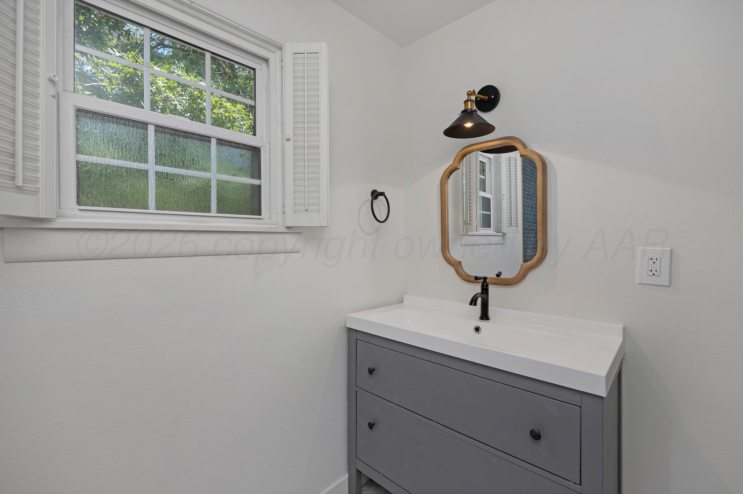 2102 S Hayden Street Property Photo 35