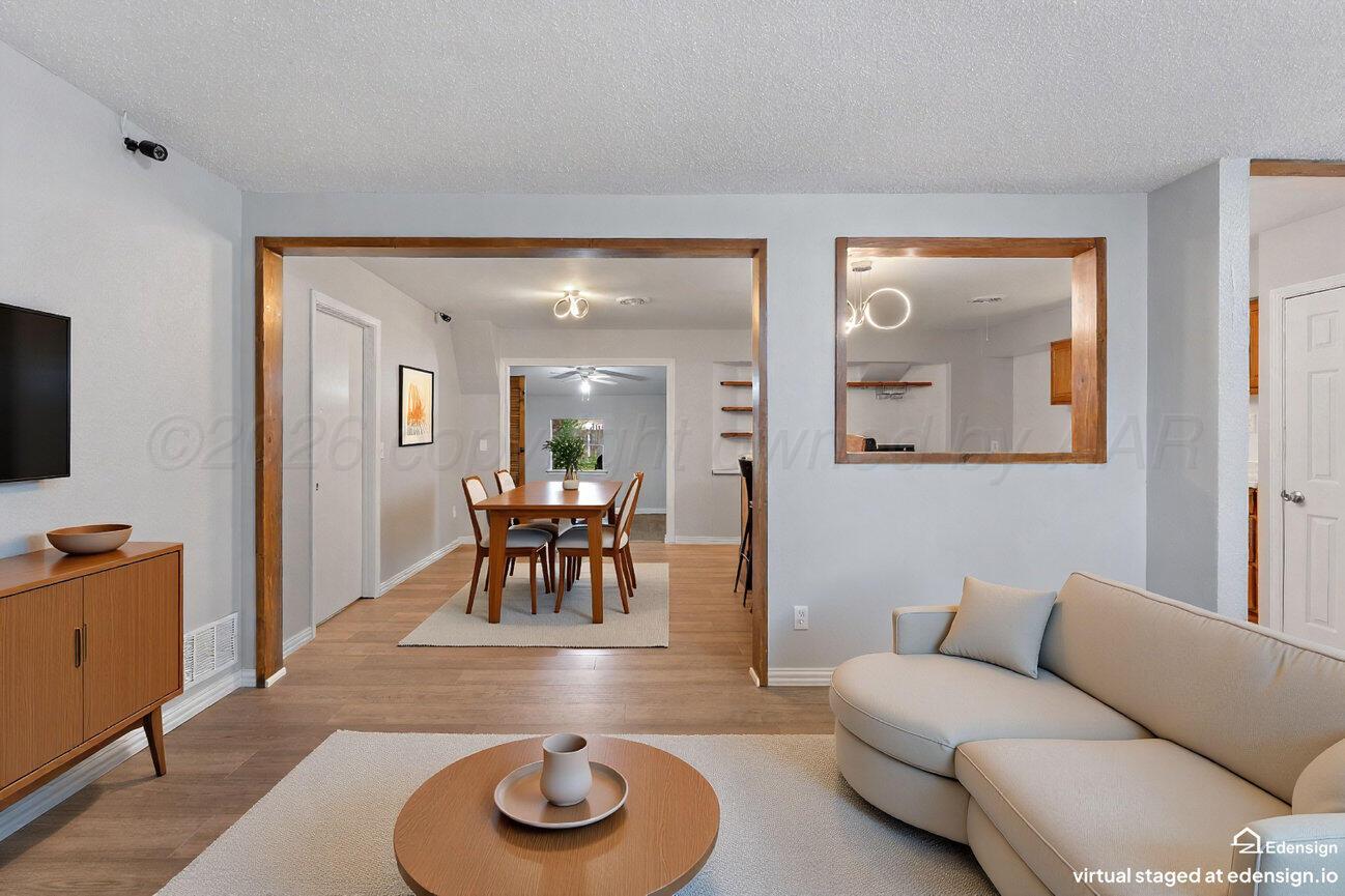 2911 Browning Street Property Photo 8
