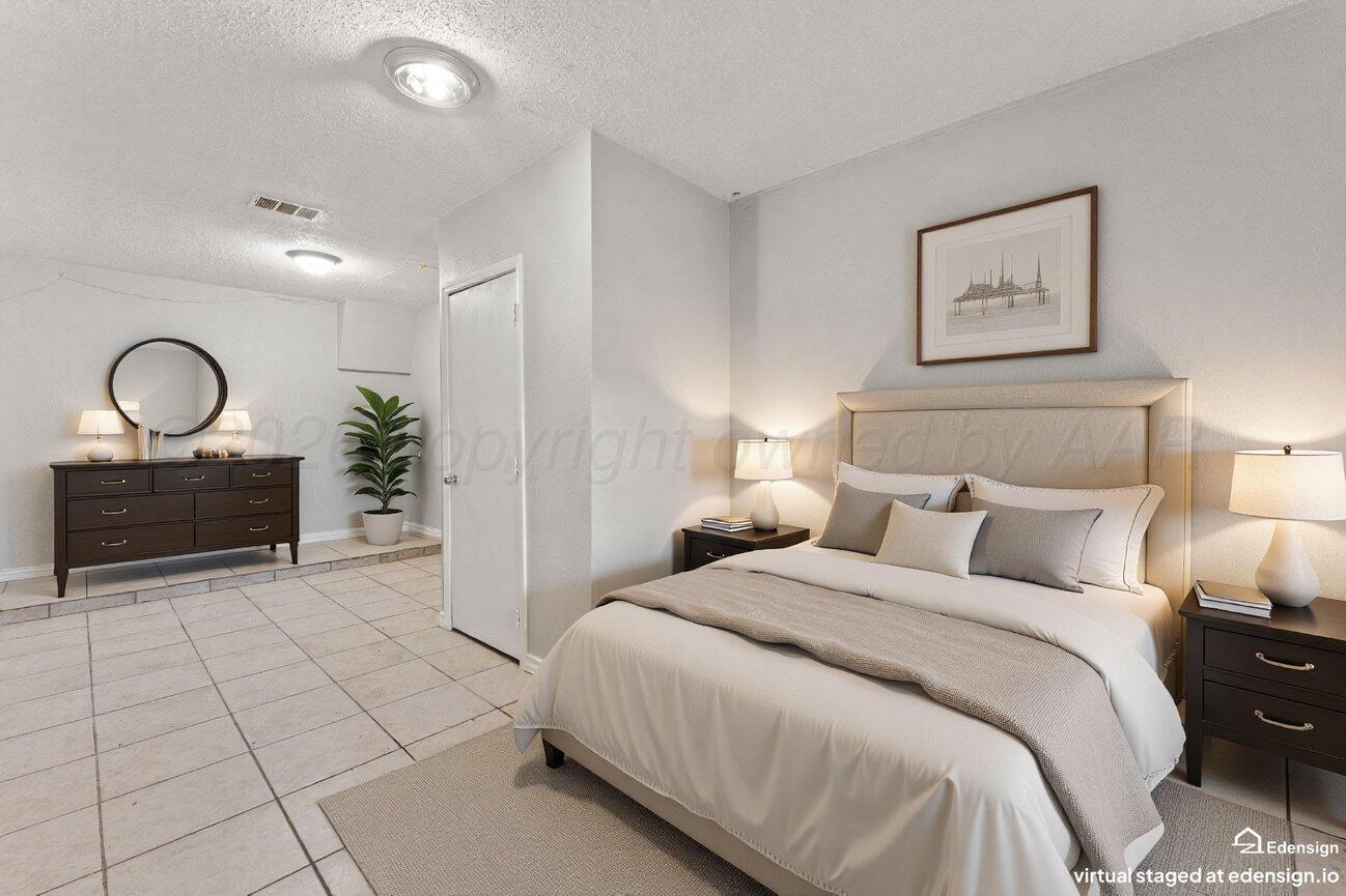 2911 Browning Street Property Photo 25