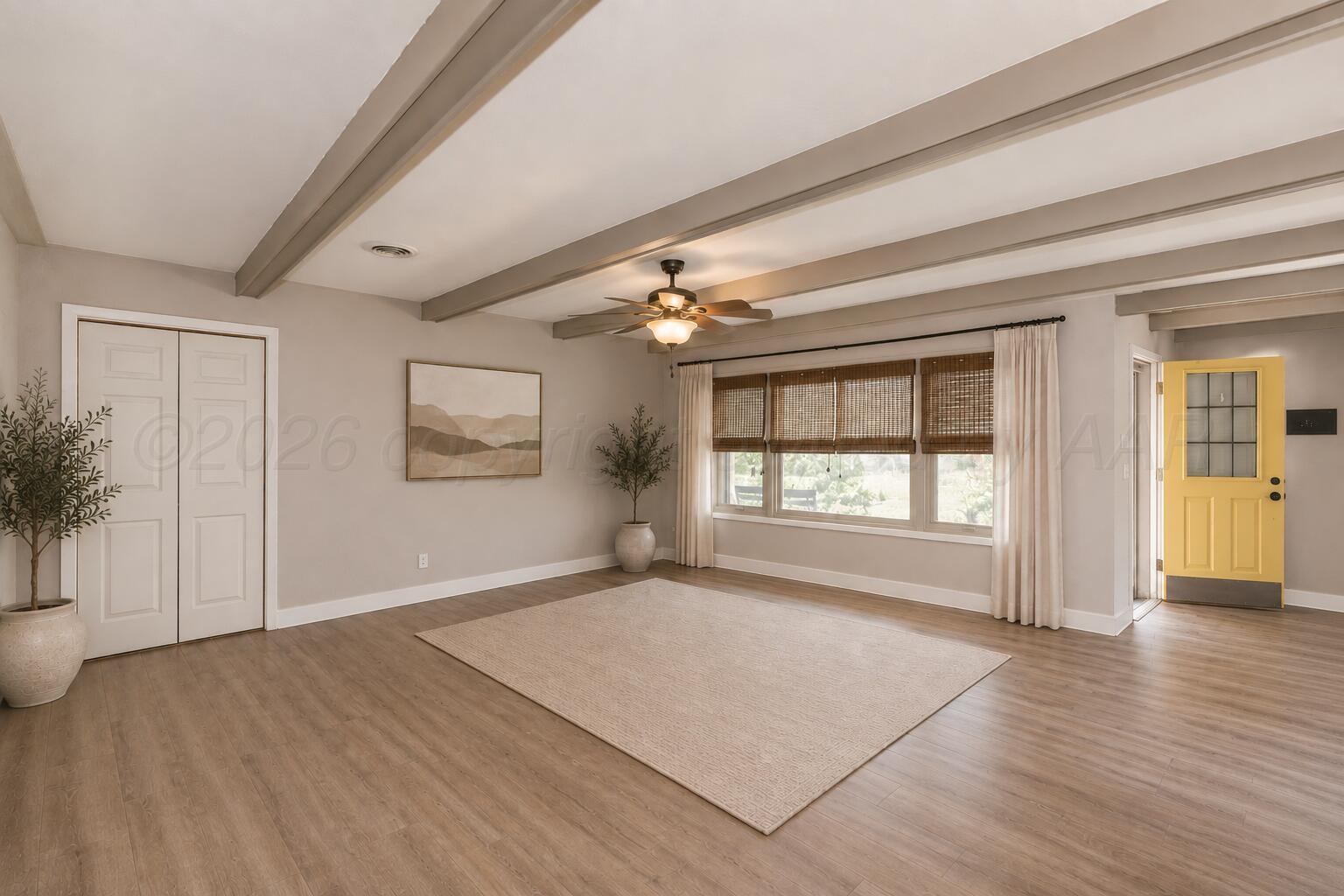 6031 Linden Lane Property Photo 10