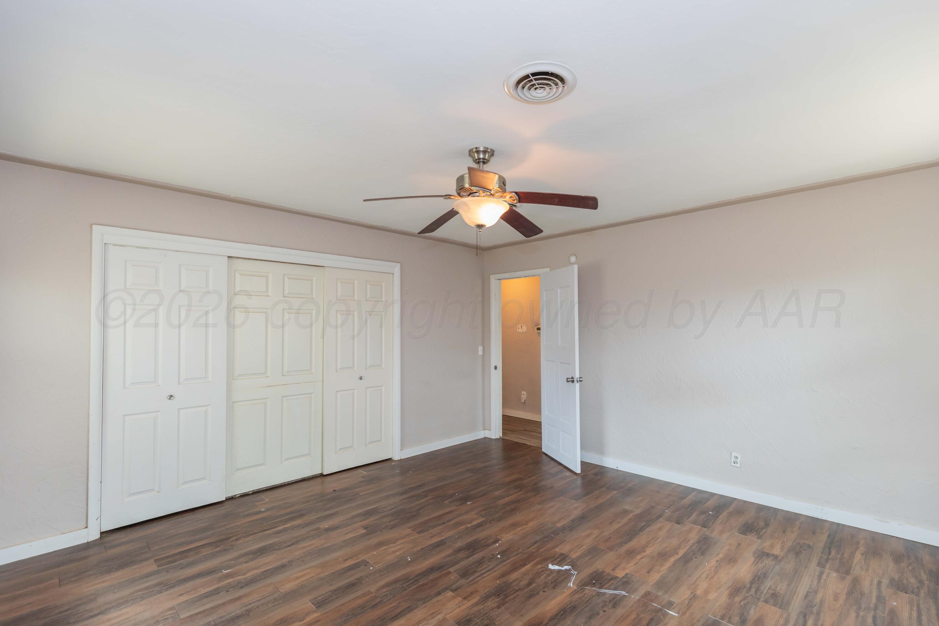 6031 Linden Lane Property Photo 24