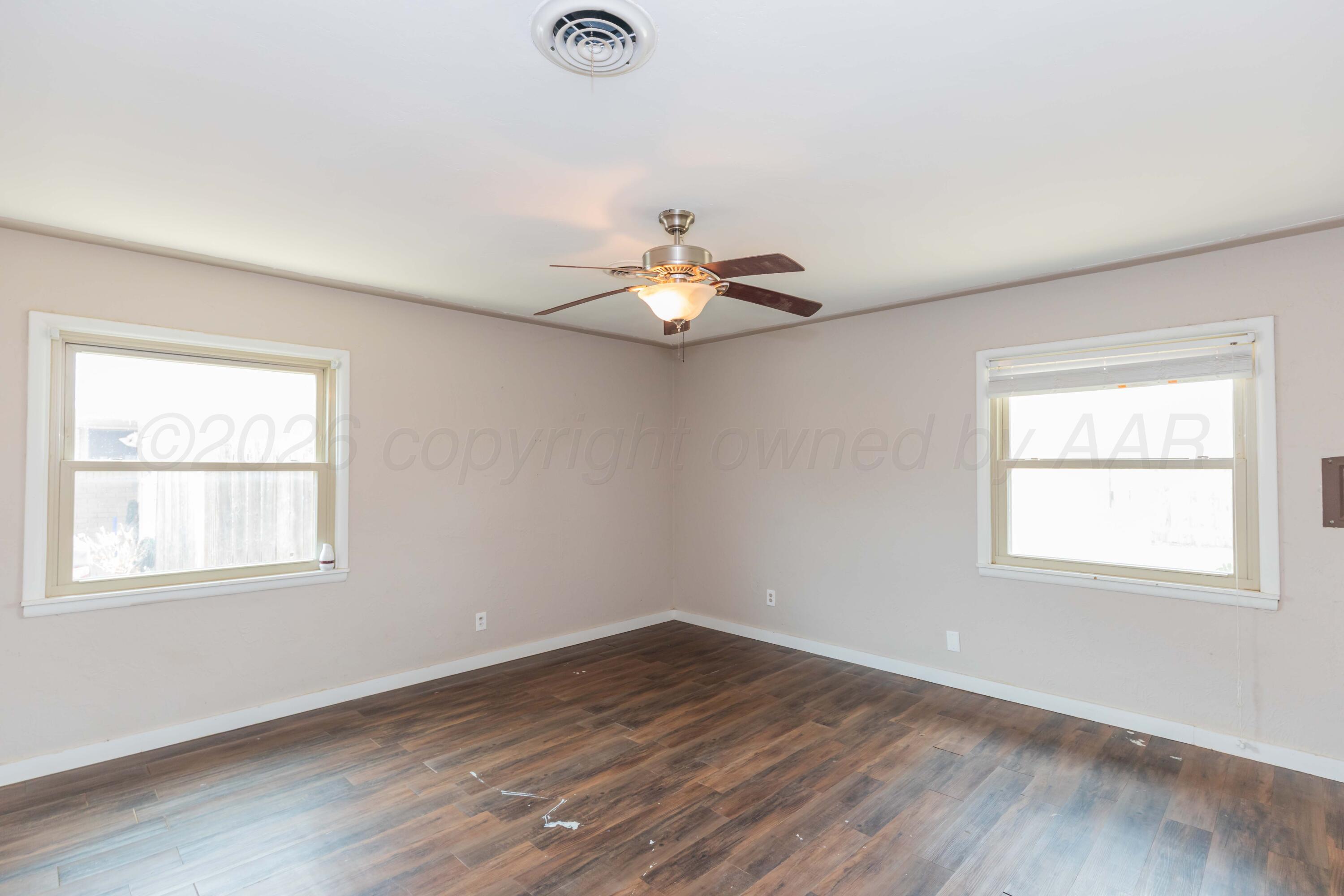 6031 Linden Lane Property Photo 26