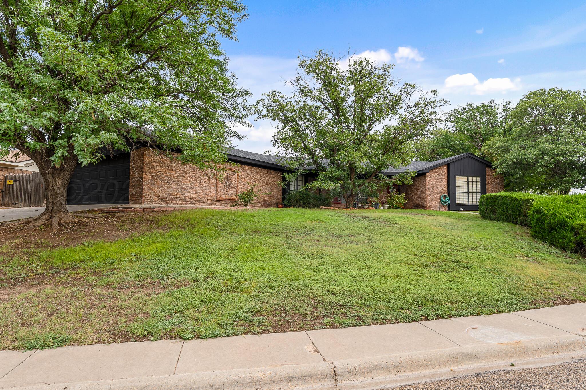 19 Canyon Rim Drive Property Photo 8