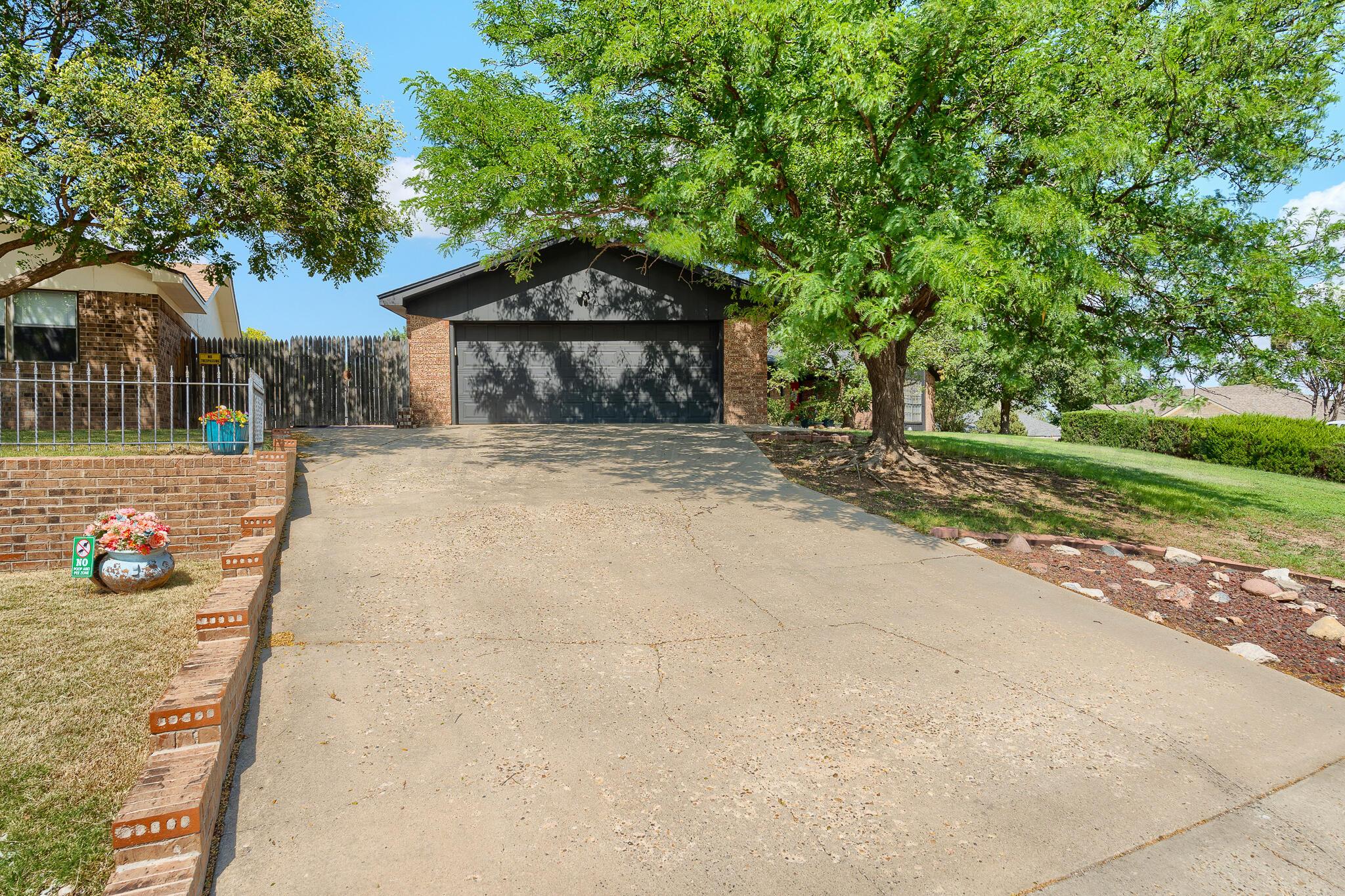 19 Canyon Rim Drive Property Photo 9