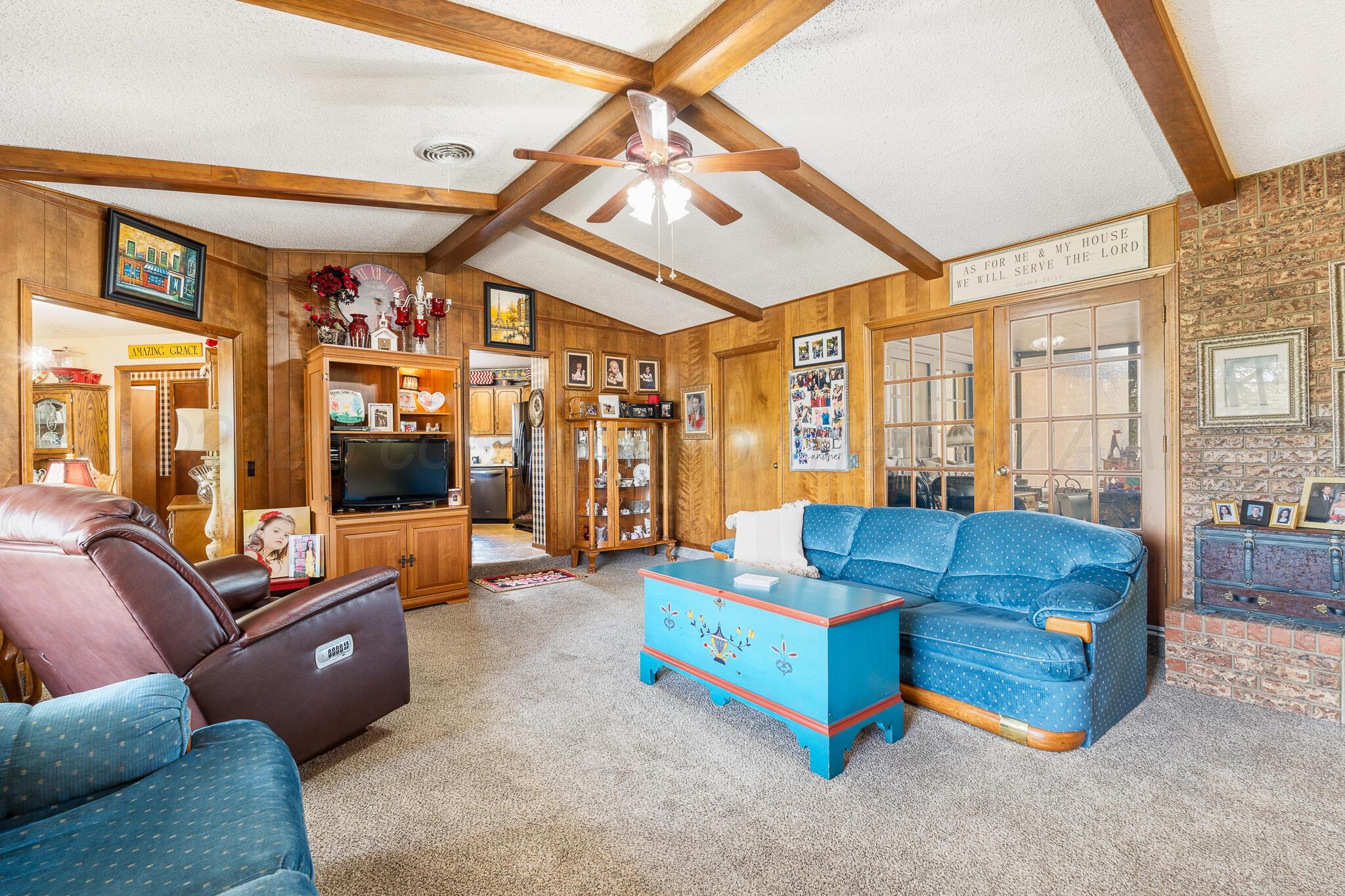 19 Canyon Rim Drive Property Photo 14
