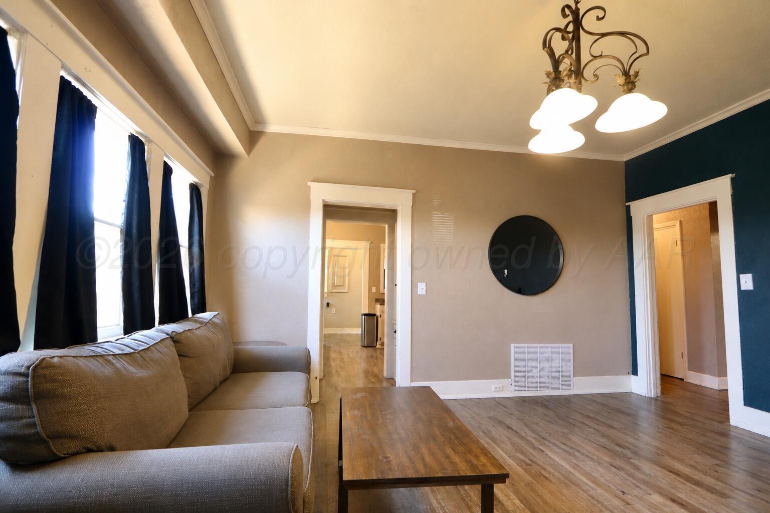 2003 S Polk Street Property Photo 8