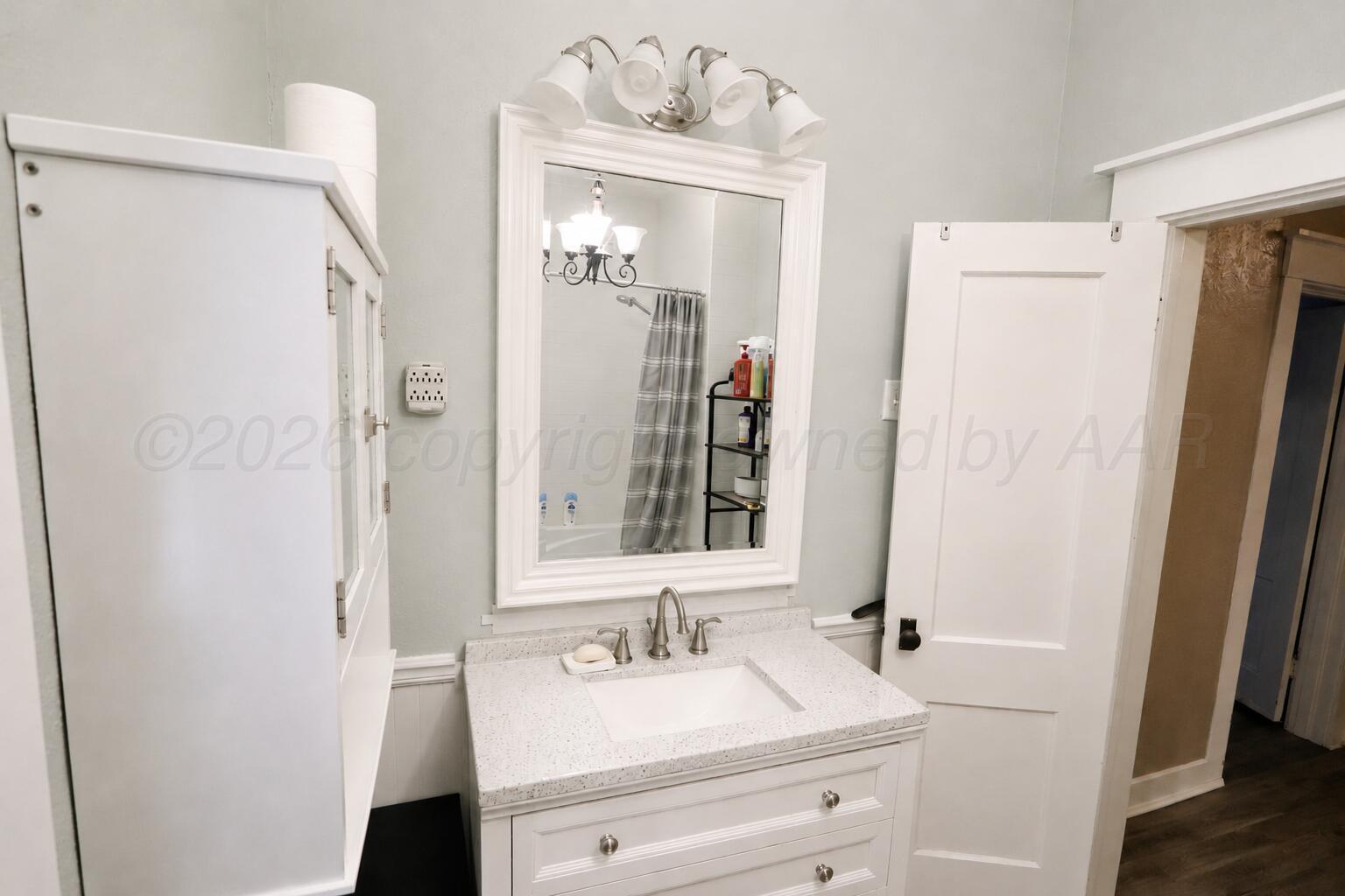 2003 S Polk Street Property Photo 15