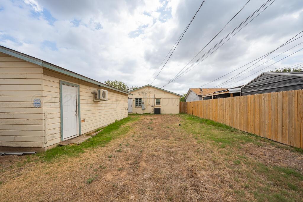 1926 S Highland Street Property Photo 13
