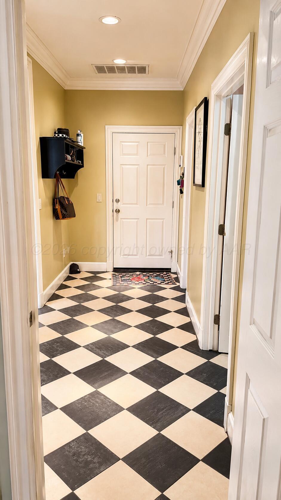 7619 Countryside Property Photo 23