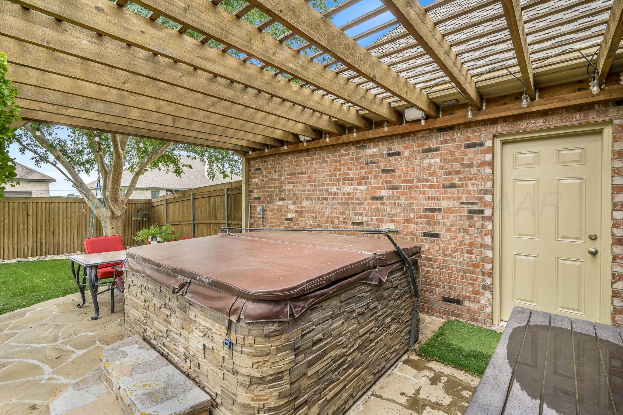 7619 Countryside Property Photo 41