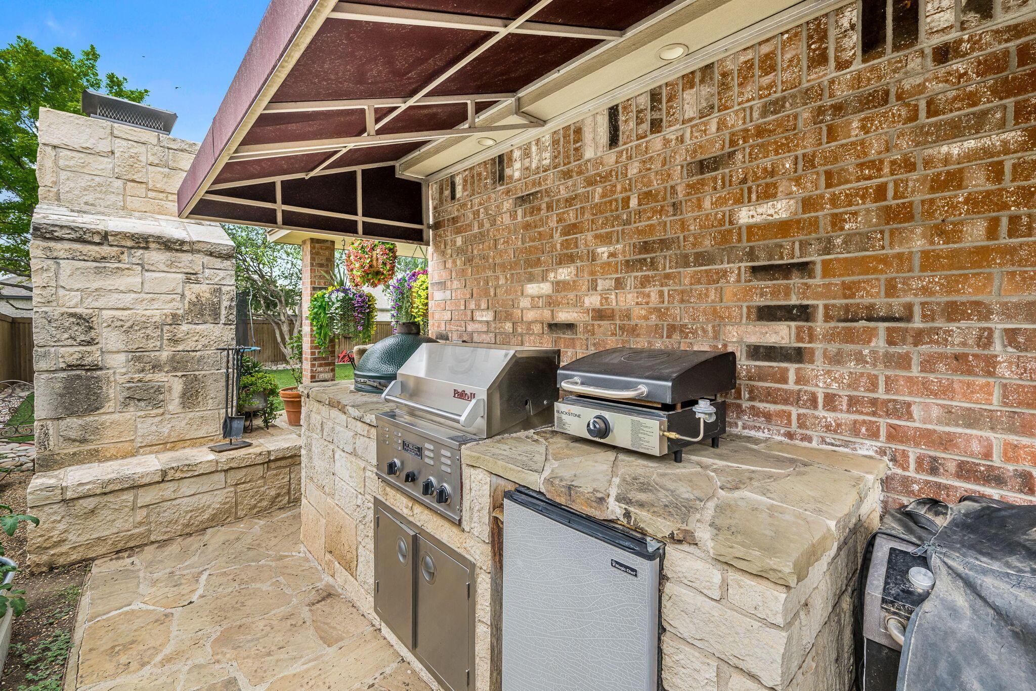 7619 Countryside Property Photo 43
