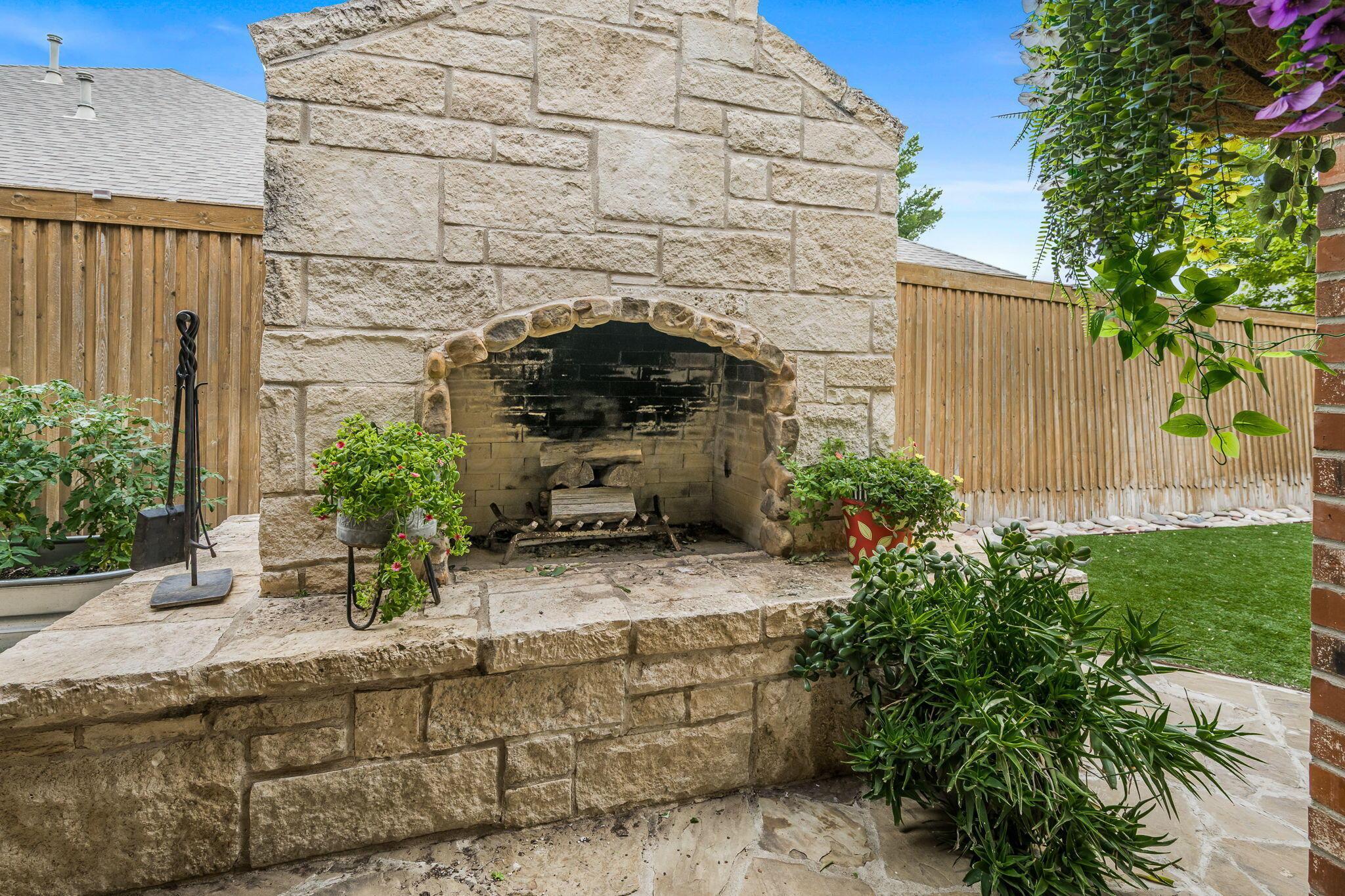 7619 Countryside Property Photo 45