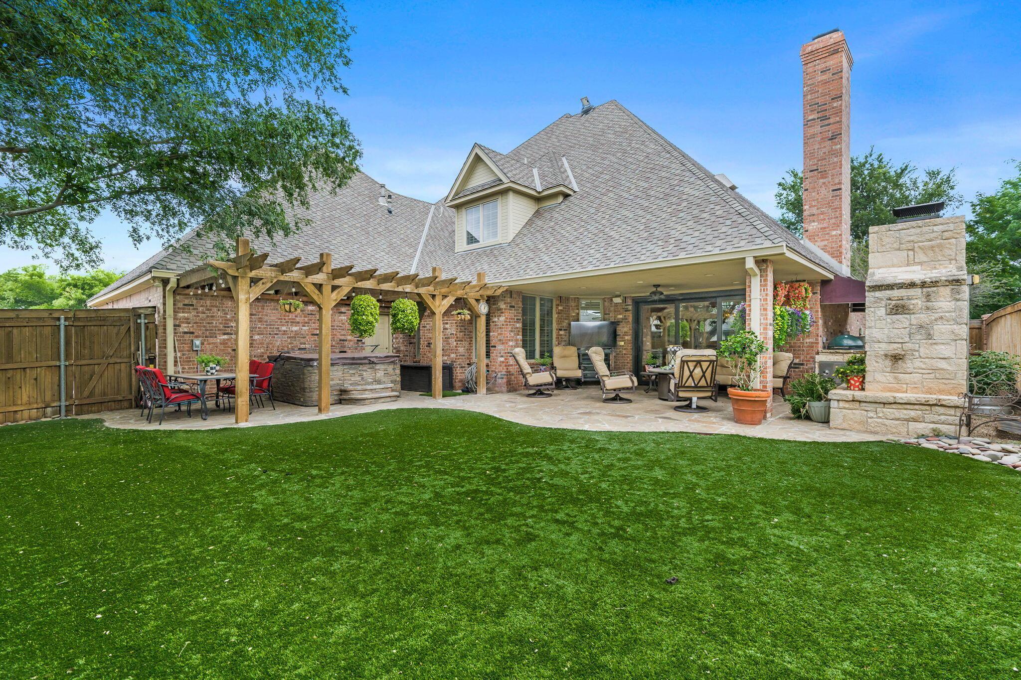 7619 Countryside Property Photo 46