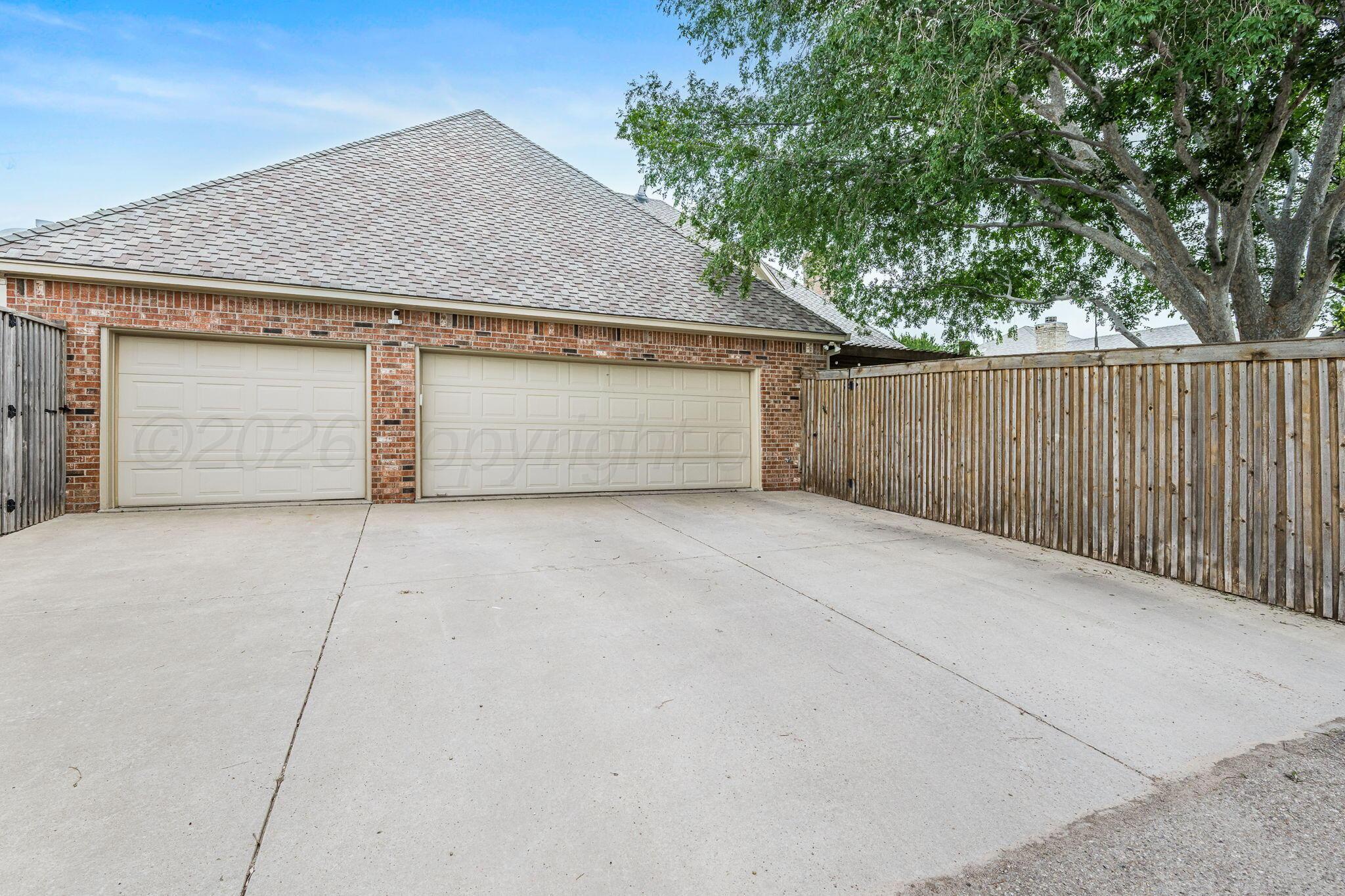 7619 Countryside Property Photo 47