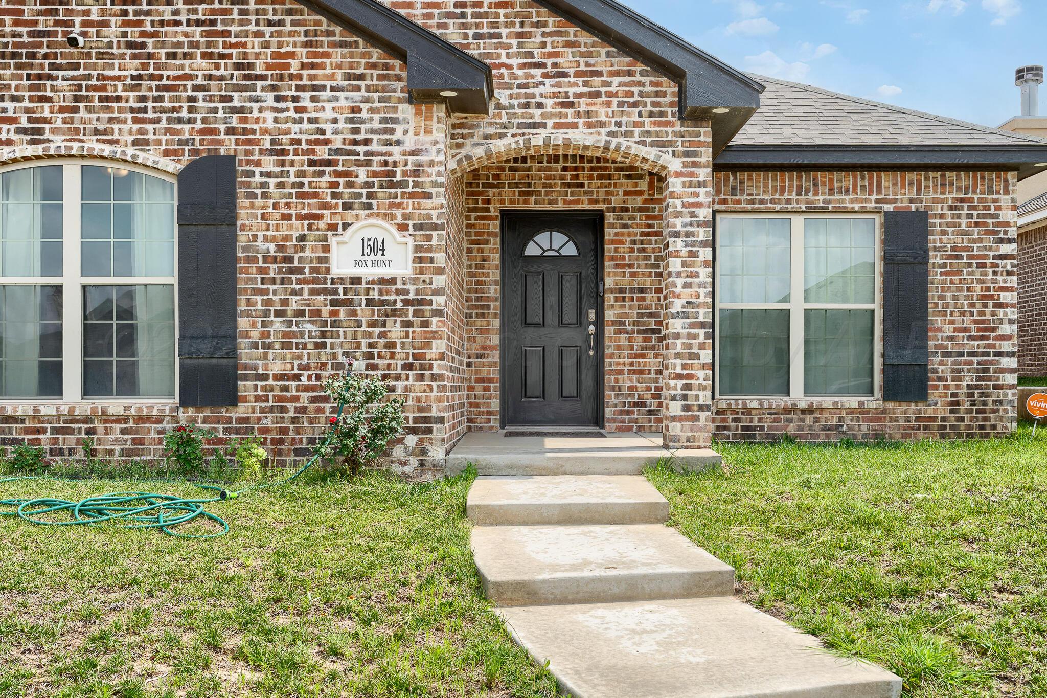 1504 Fox Hunt Avenue Property Photo 2