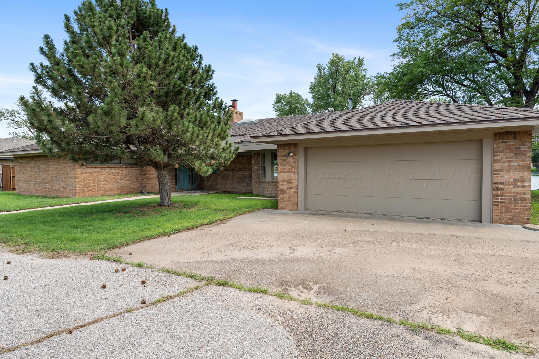326 N Shore Drive Property Photo 6