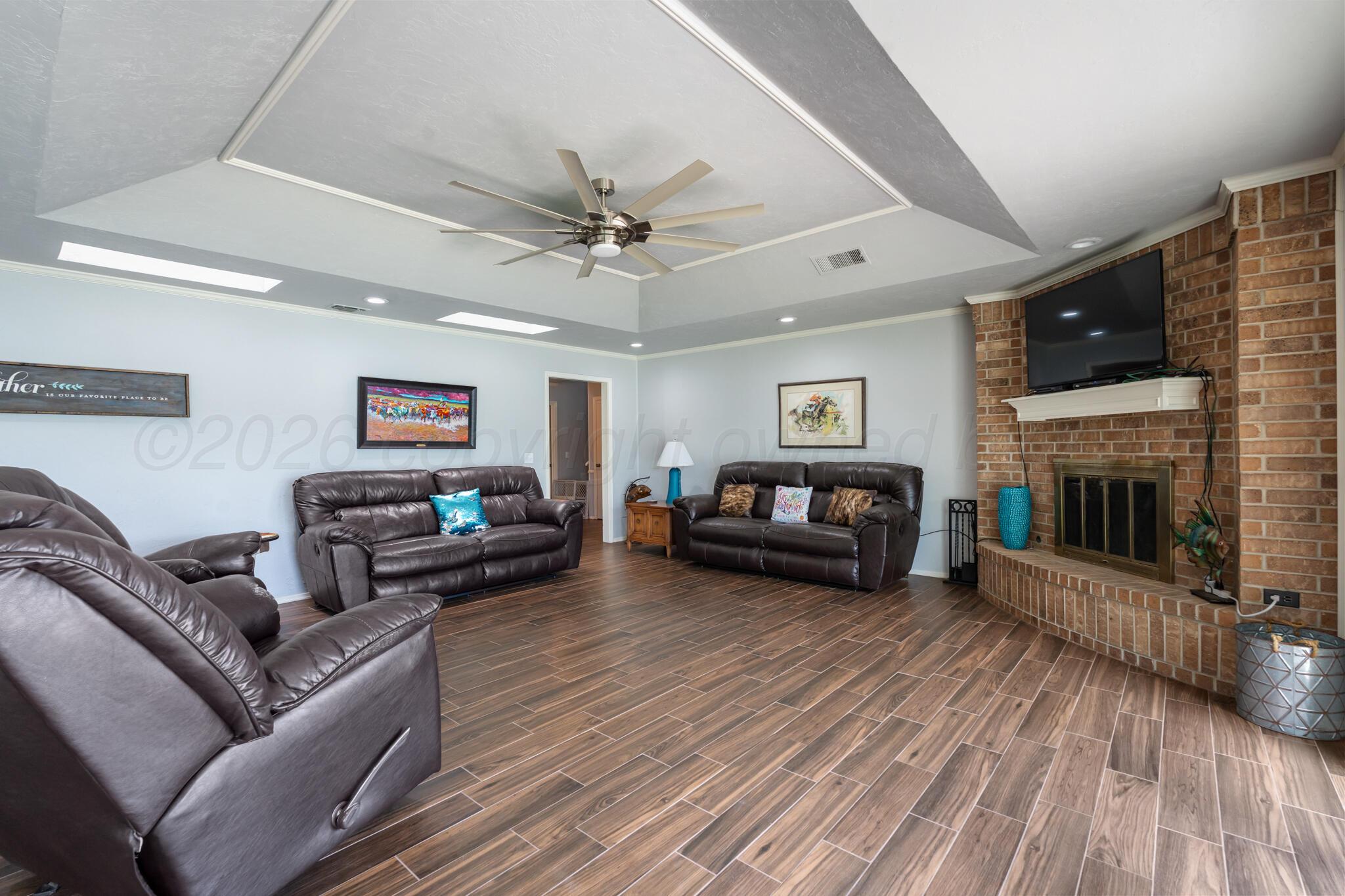 326 N Shore Drive Property Photo 14