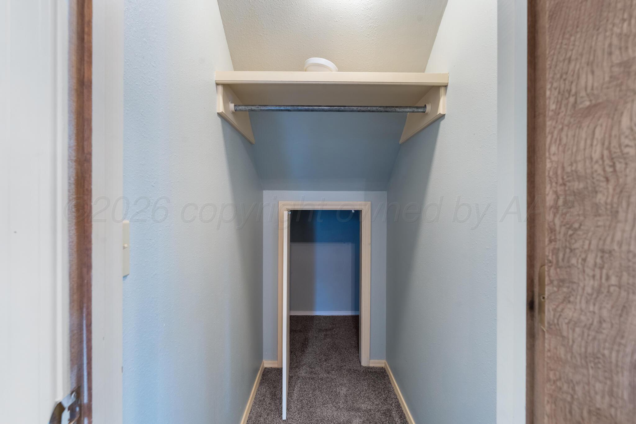 326 N Shore Drive Property Photo 29