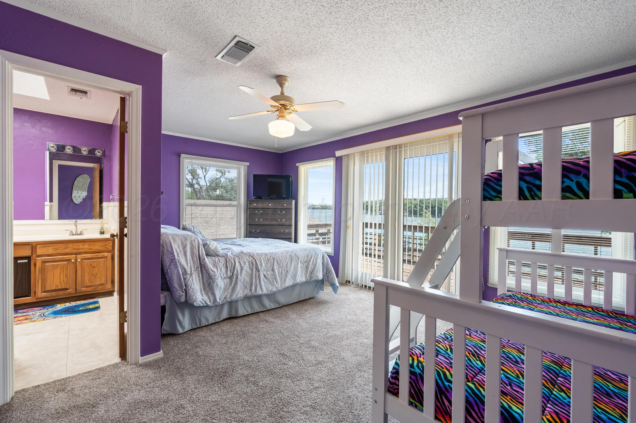 326 N Shore Drive Property Photo 41
