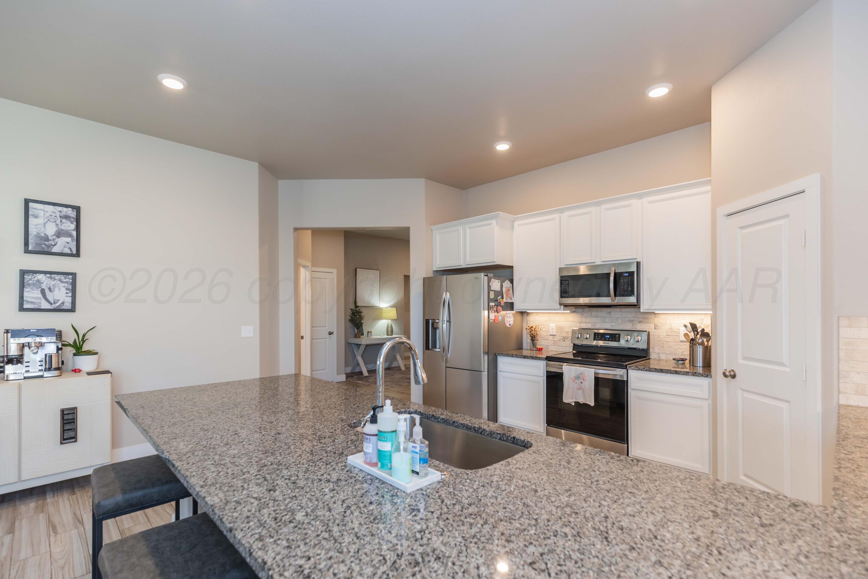 9106 Lexford Drive Property Photo 12