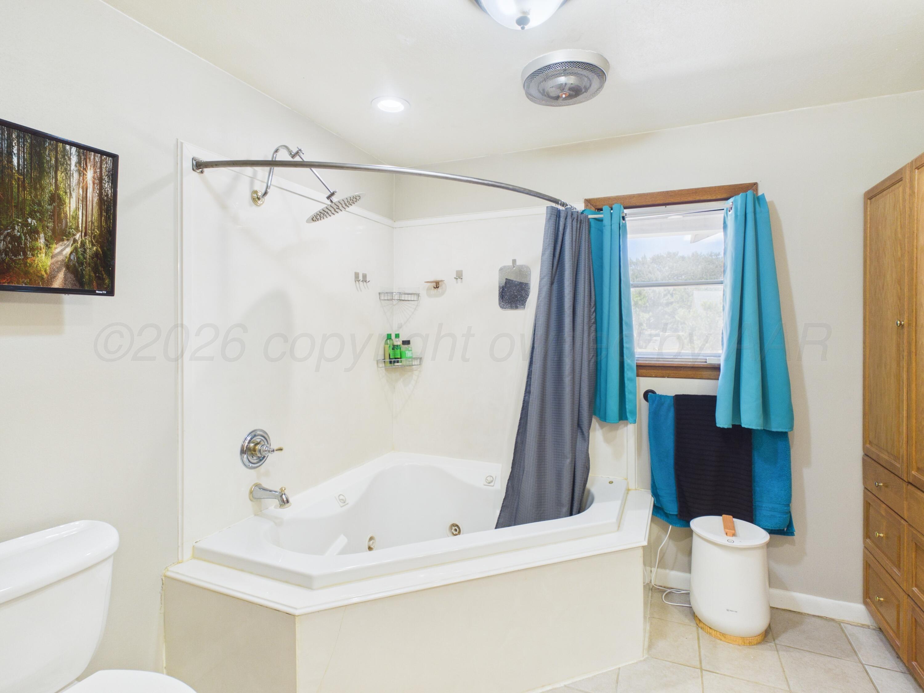 123 Amherst Avenue Property Photo 8
