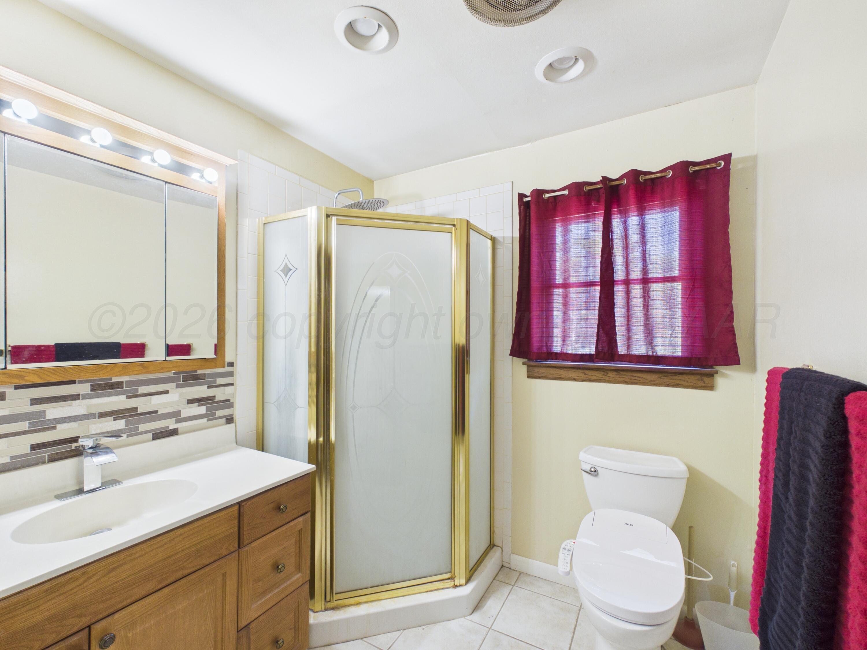 123 Amherst Avenue Property Photo 9