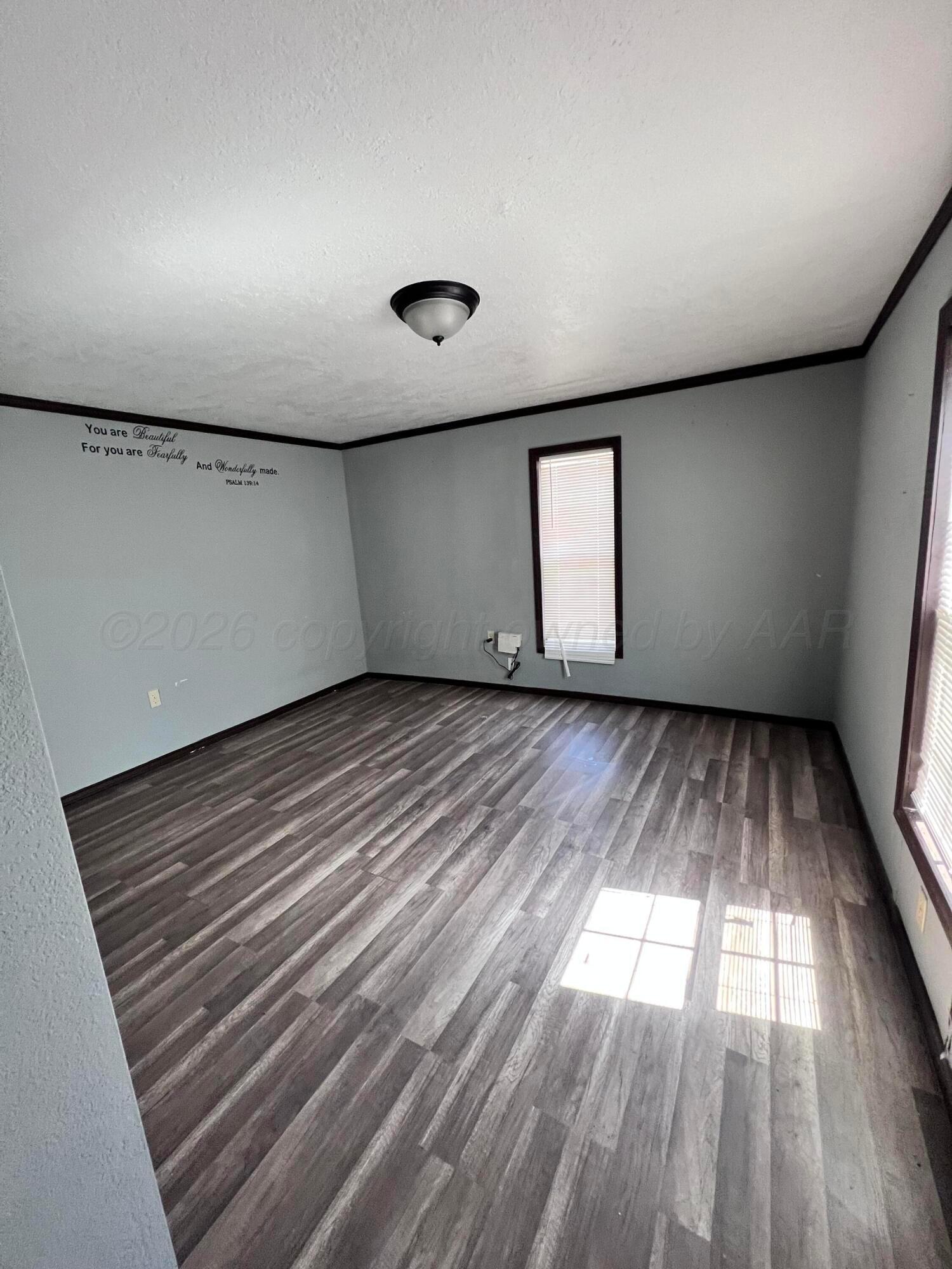 123 Moreman Street Property Photo 15