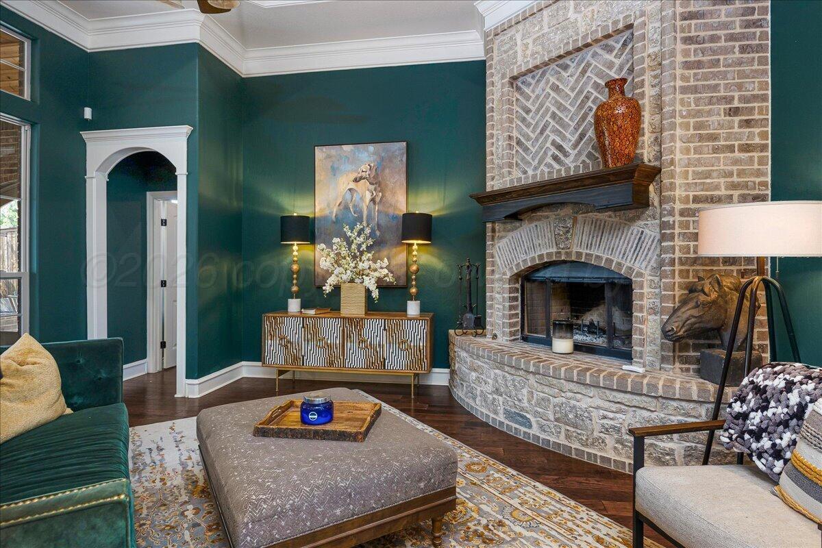 6404 Parkwood Place Property Photo 7