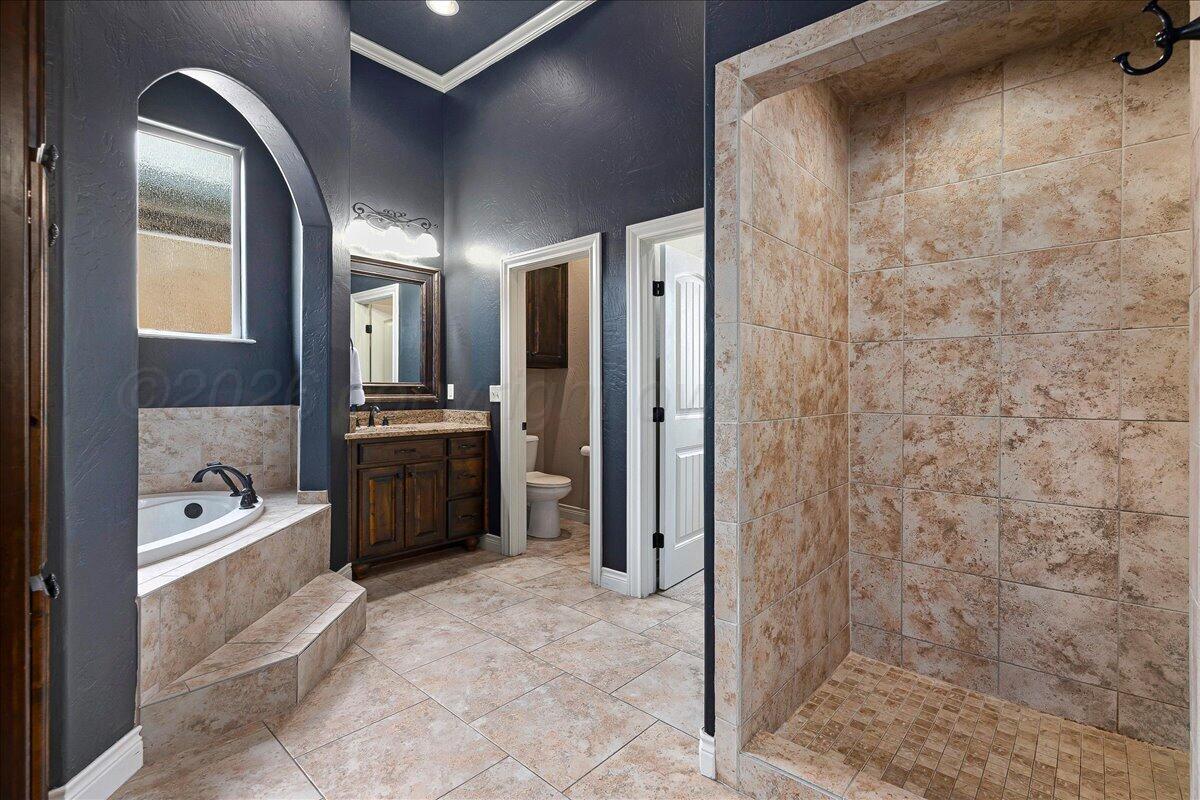 6404 Parkwood Place Property Photo 23
