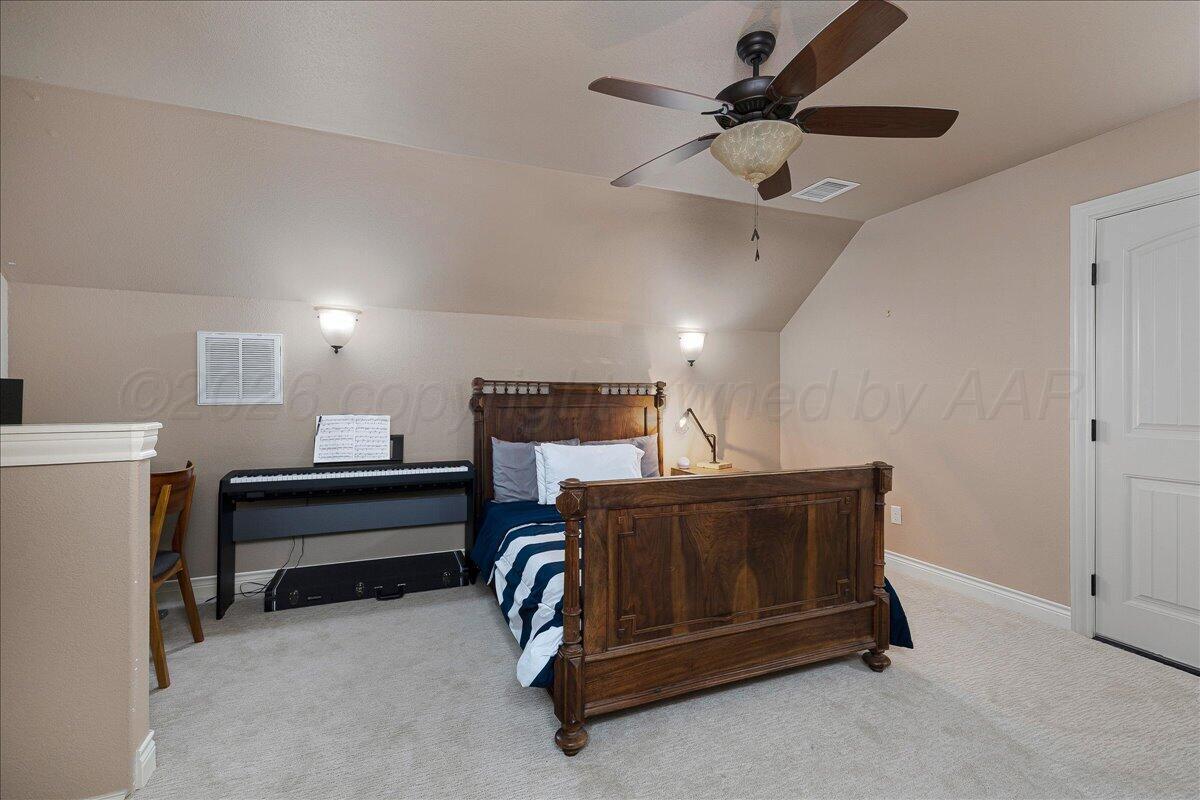 6404 Parkwood Place Property Photo 33