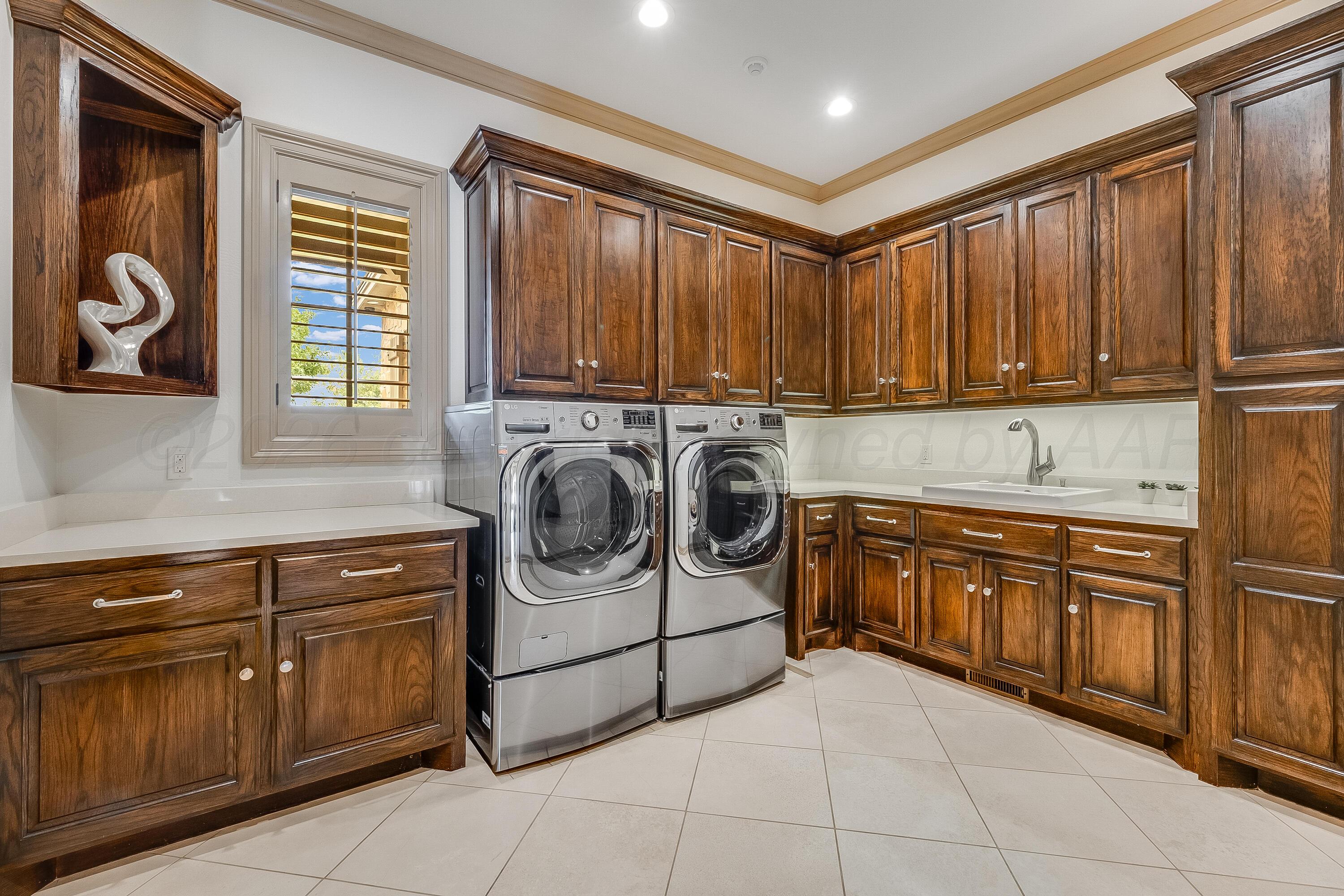 9 Stoneridge Drive Property Photo 46