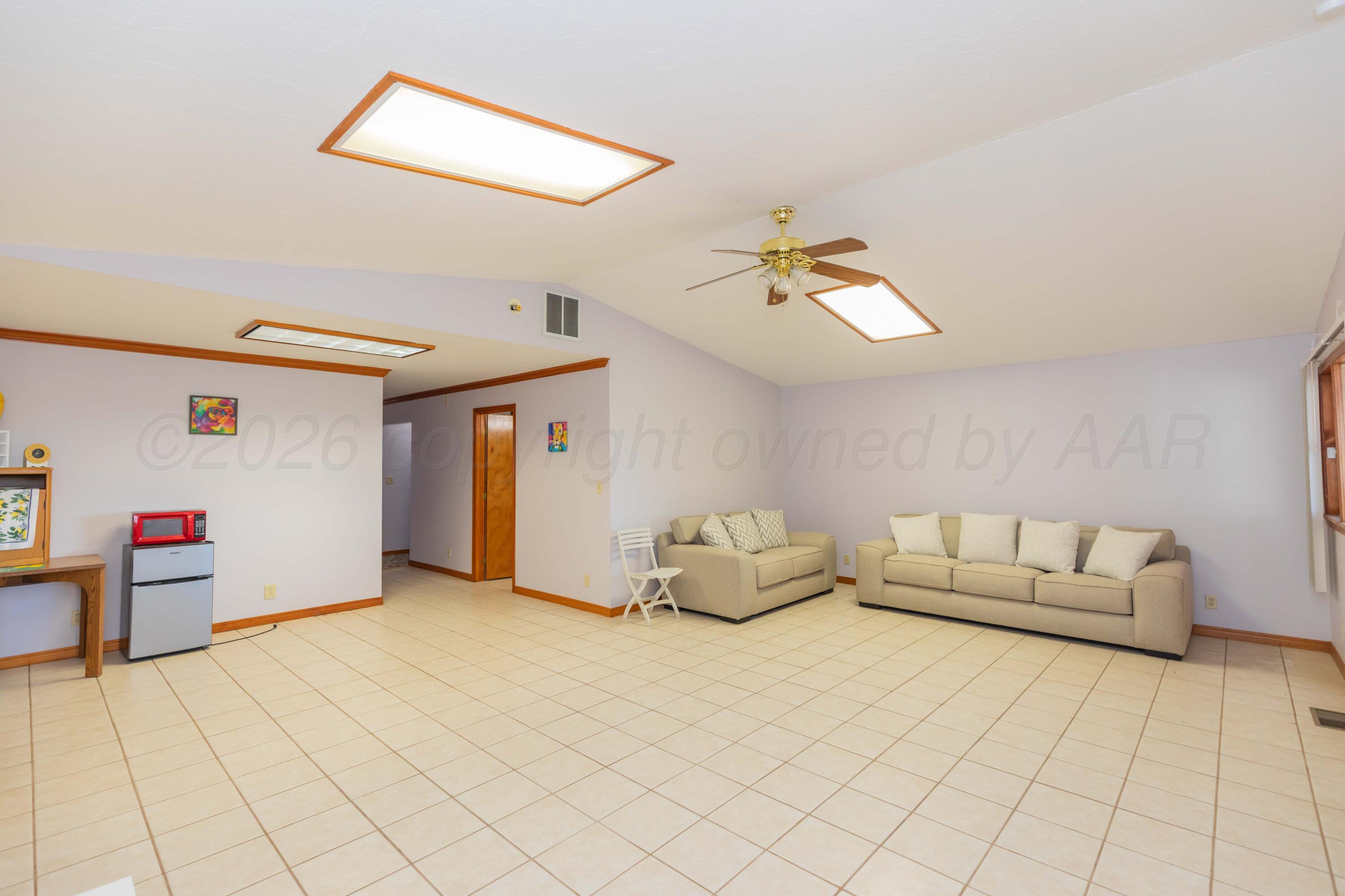 4800 Greenbelt #19 Way Property Photo 23